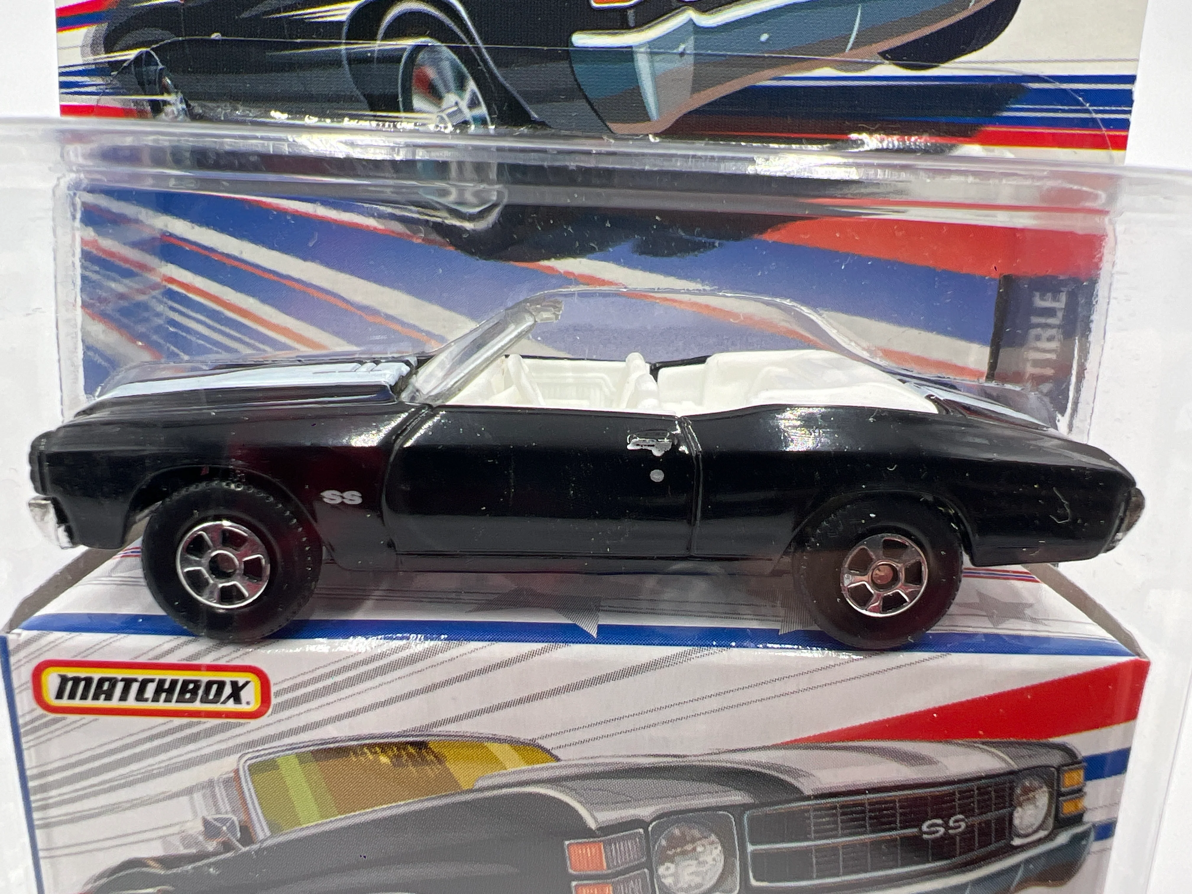 Matchbox Superfast America #13 1971 Chevelle SS Convertible Black 173C - Image 2