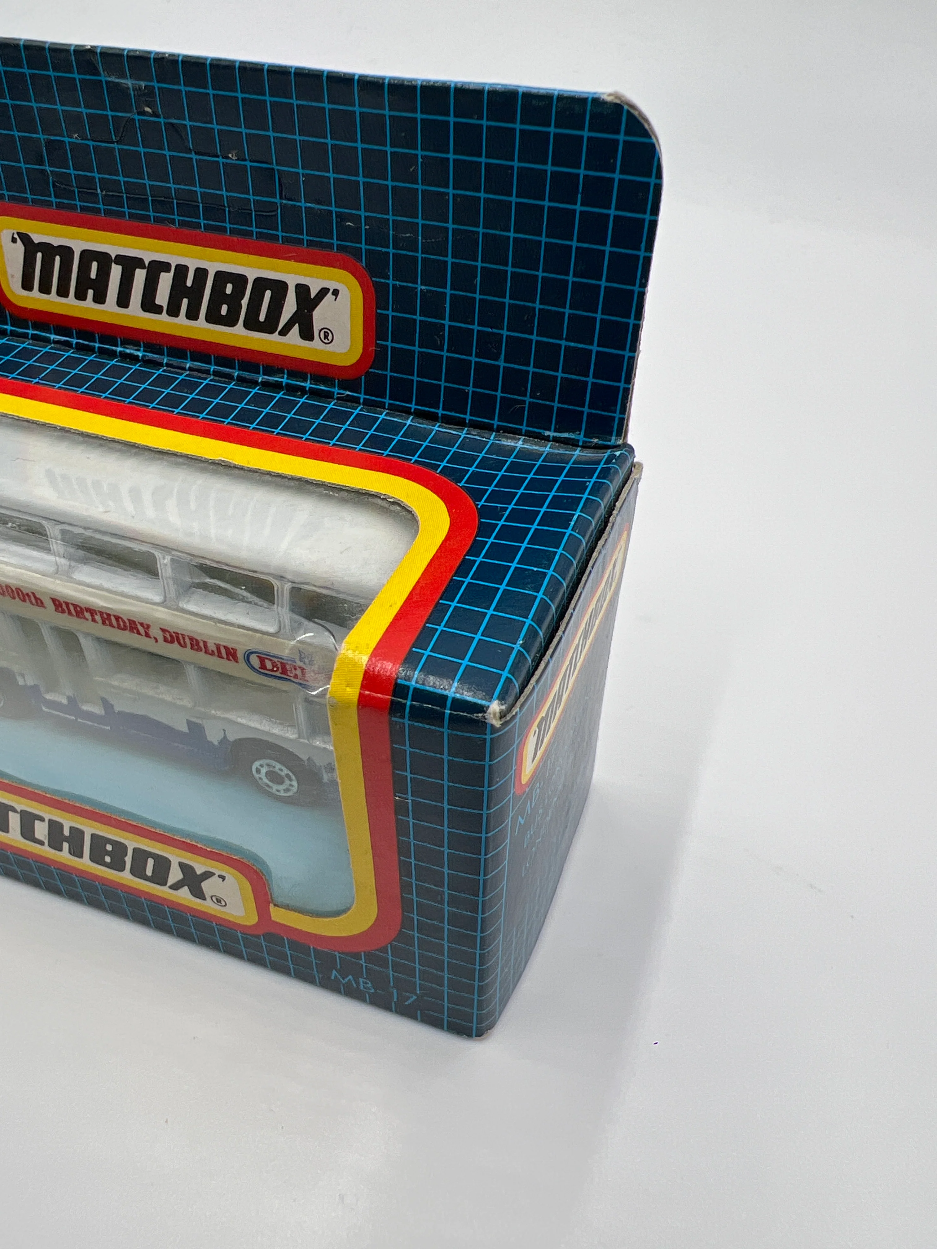 Matchbox Unpunched #17 Denny 1000th Birthday Dublin London Bus White - Image 4