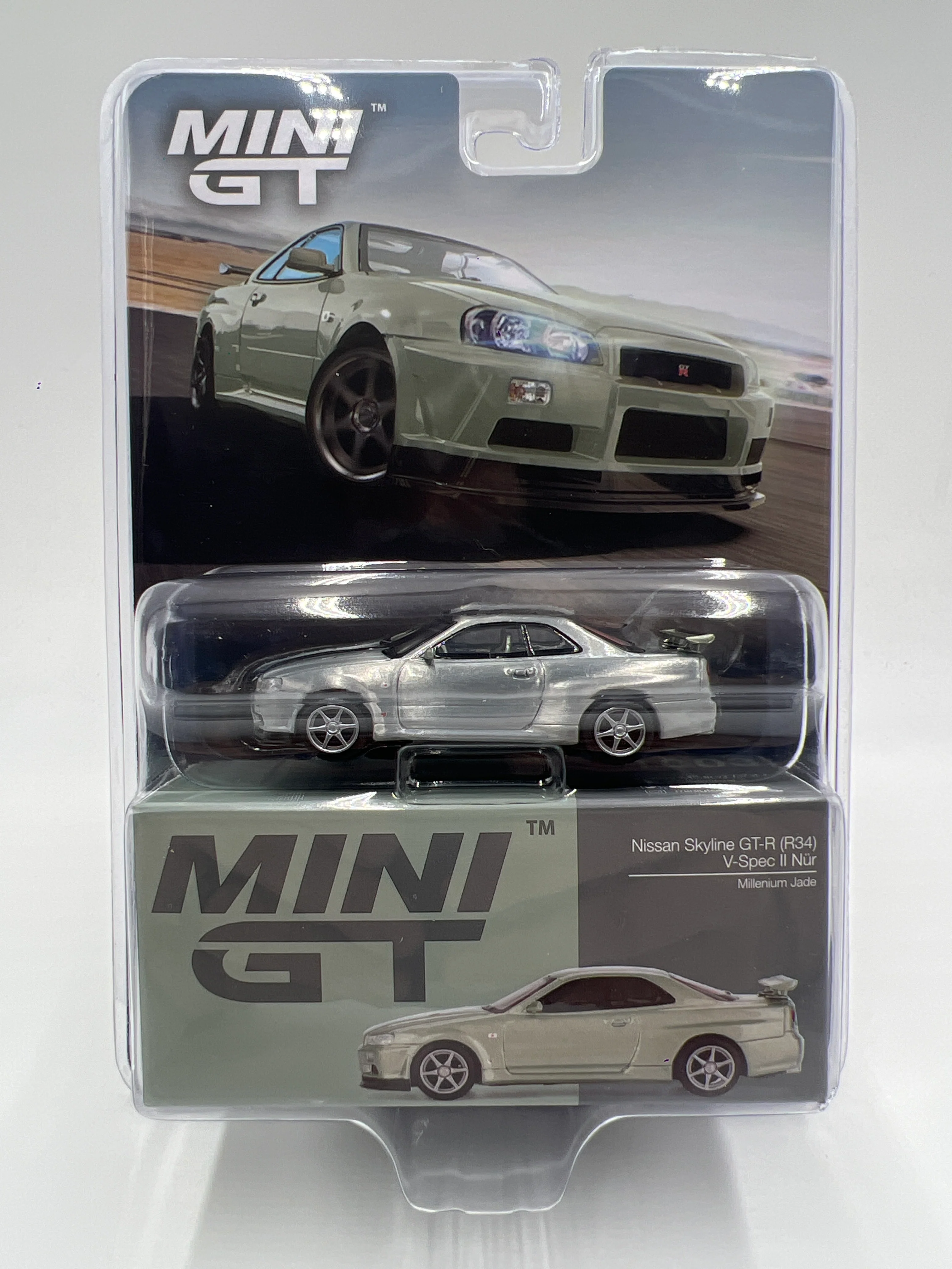 Mini GT #1003 CHASE Nissan Skyline GT-R R34 V-Spec II Nur Millenium Jade
