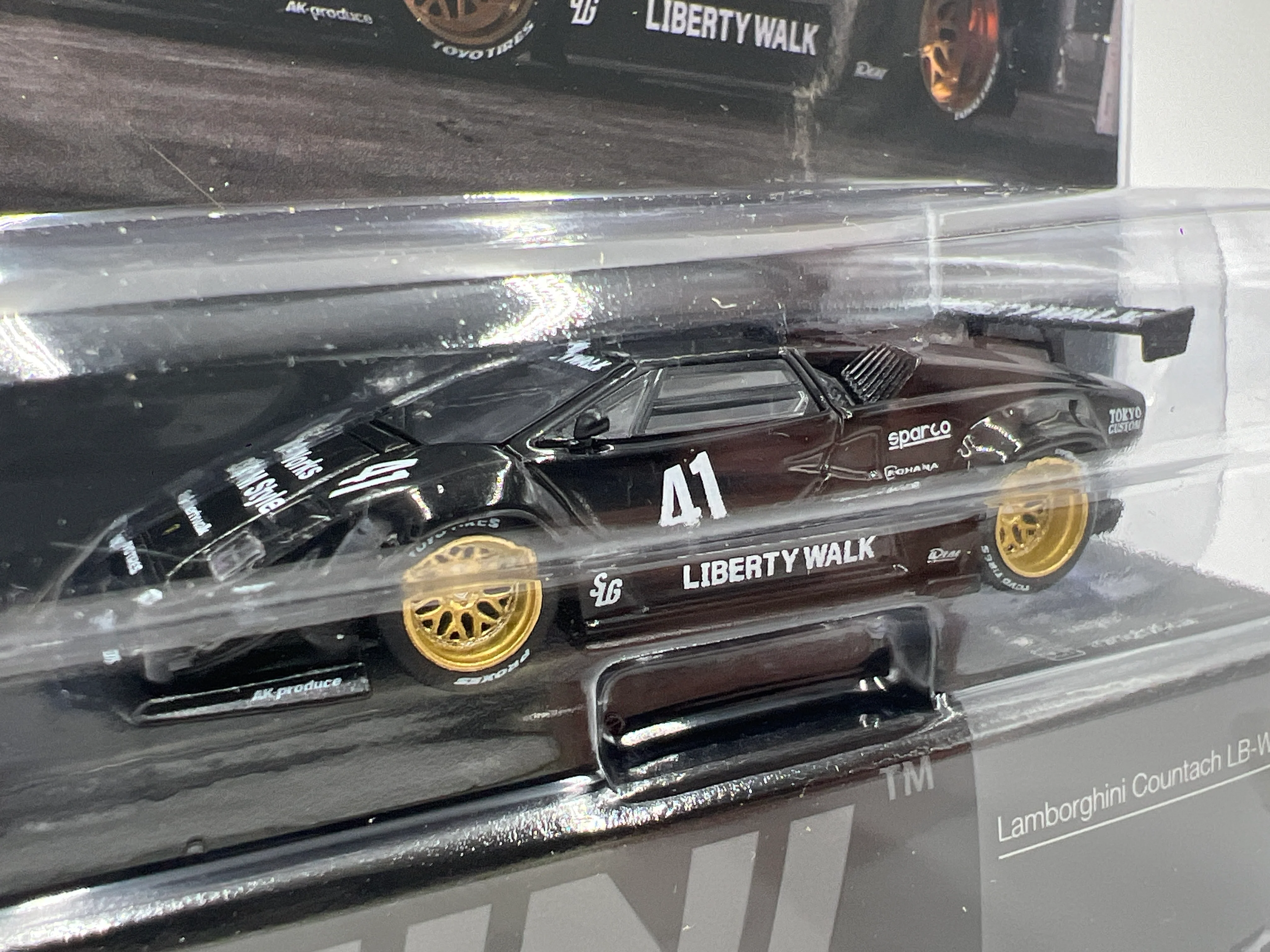 Mini GT #1081 Lamborghini Countach LB-Works Black 234C - Image 2