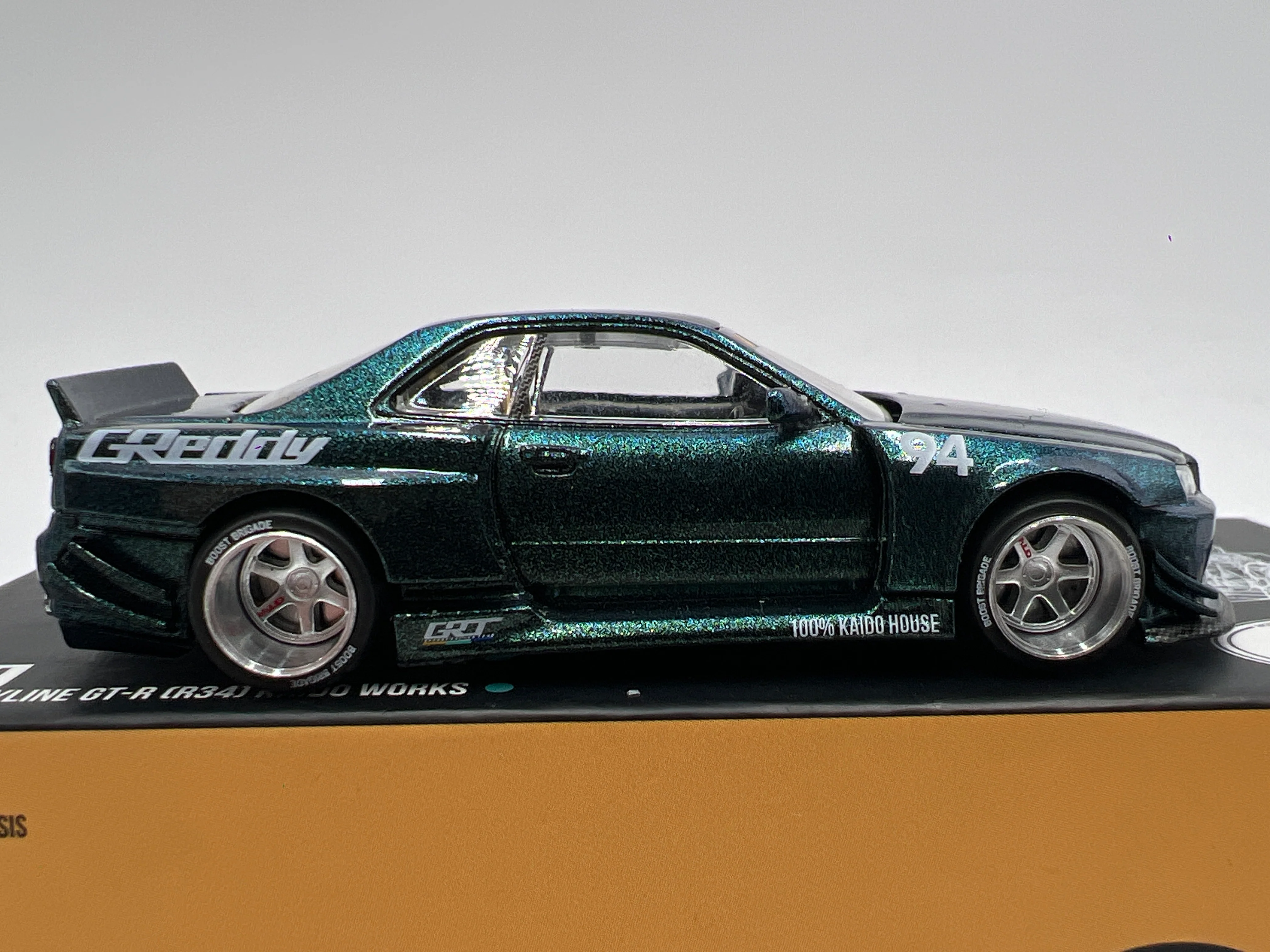 Mini GT Kaido House #074 Nissan Skyline GT-R R34 Kaido Works GReddy - Image 5