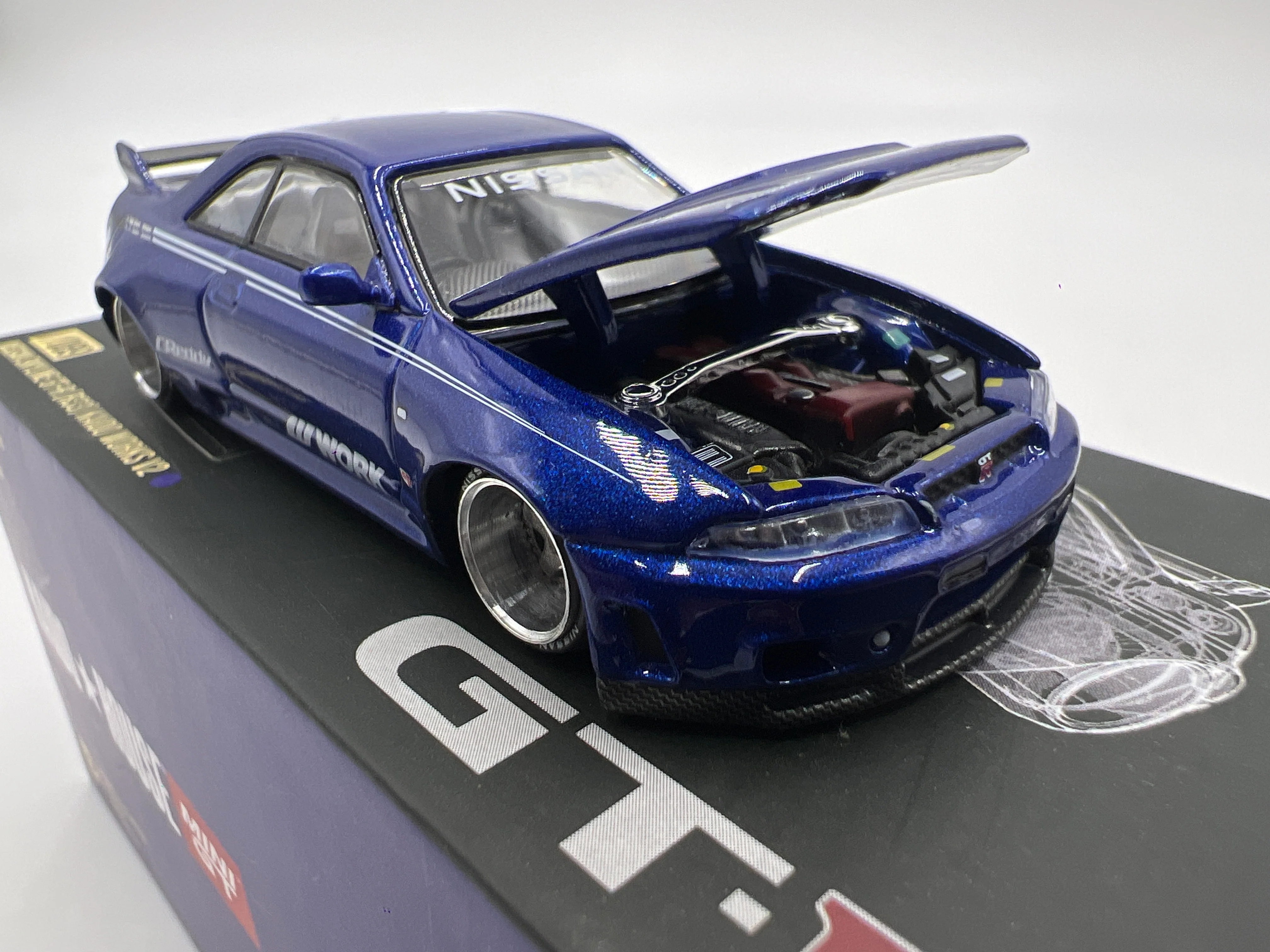 Mini GT Kaido House #089 Nissan Skyline GT-R R33 Kaido Works V2 - Image 3