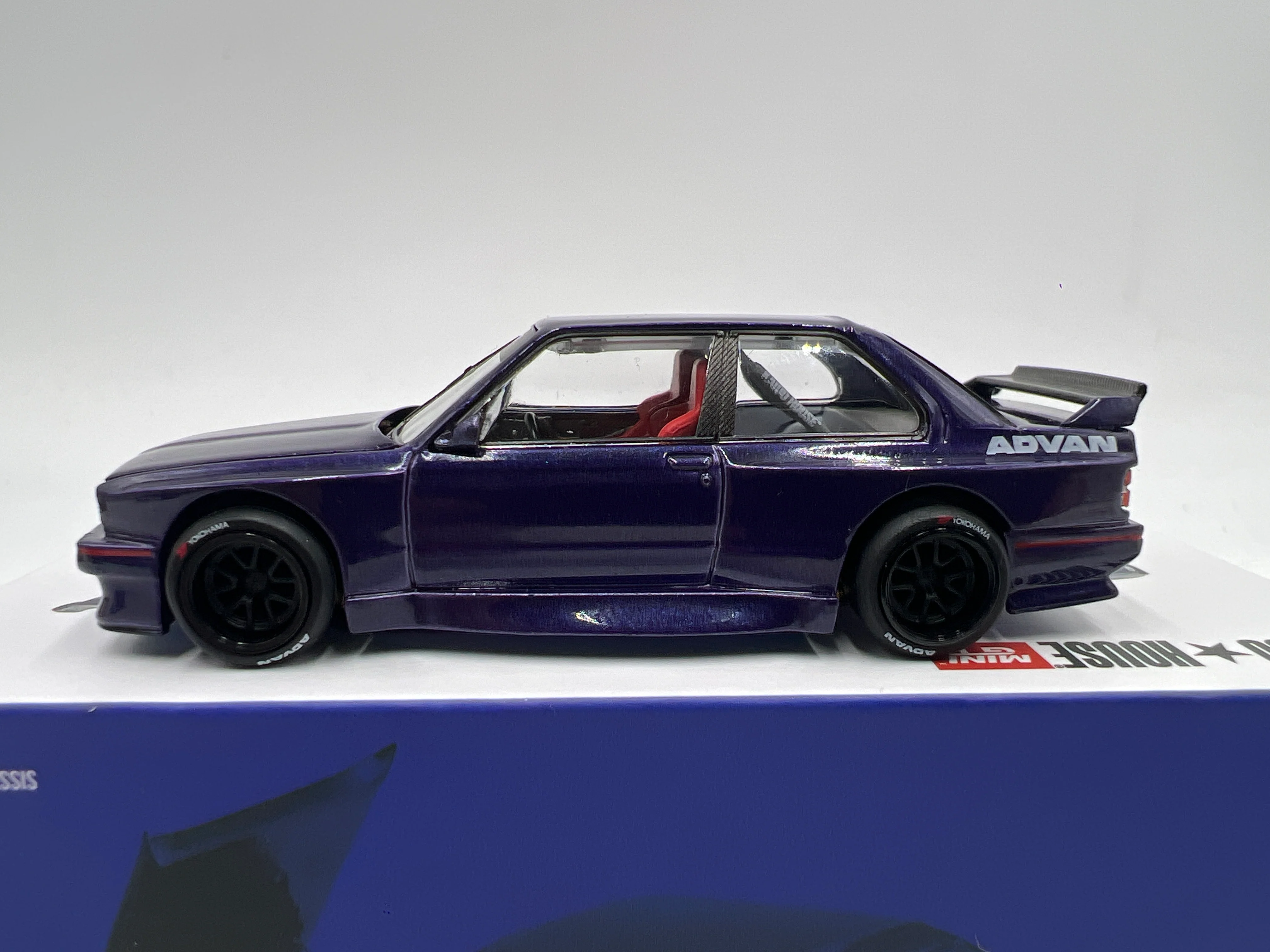 Mini GT Kaido House #216 KHM62 16 BMW M3 Kaido GT V2 Purple - Image 6