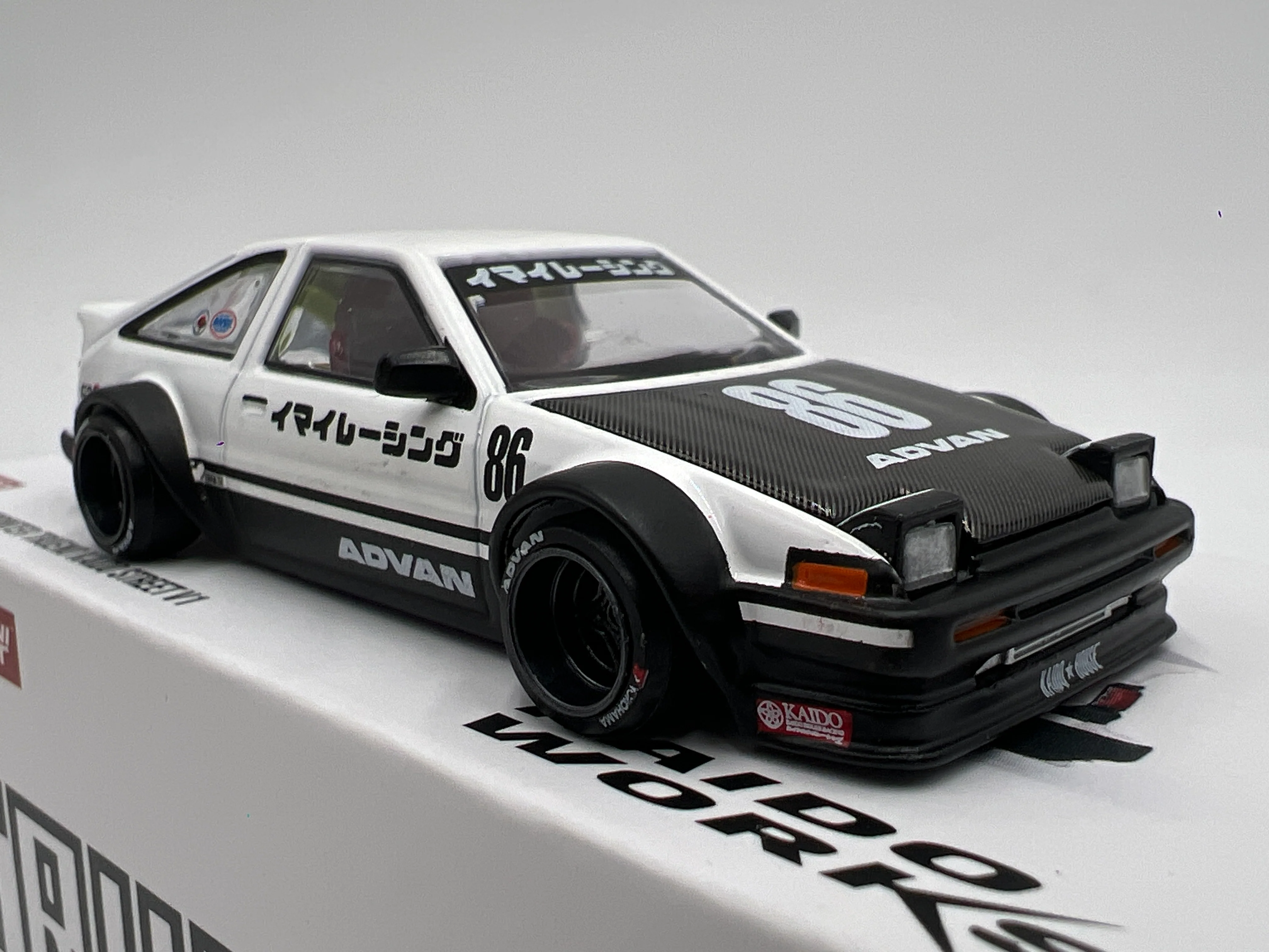 Mini GT Kaido House #180 KHMG 180 Toyota Sprinter Trueno Kaido Street V1 White/Black - Image 2