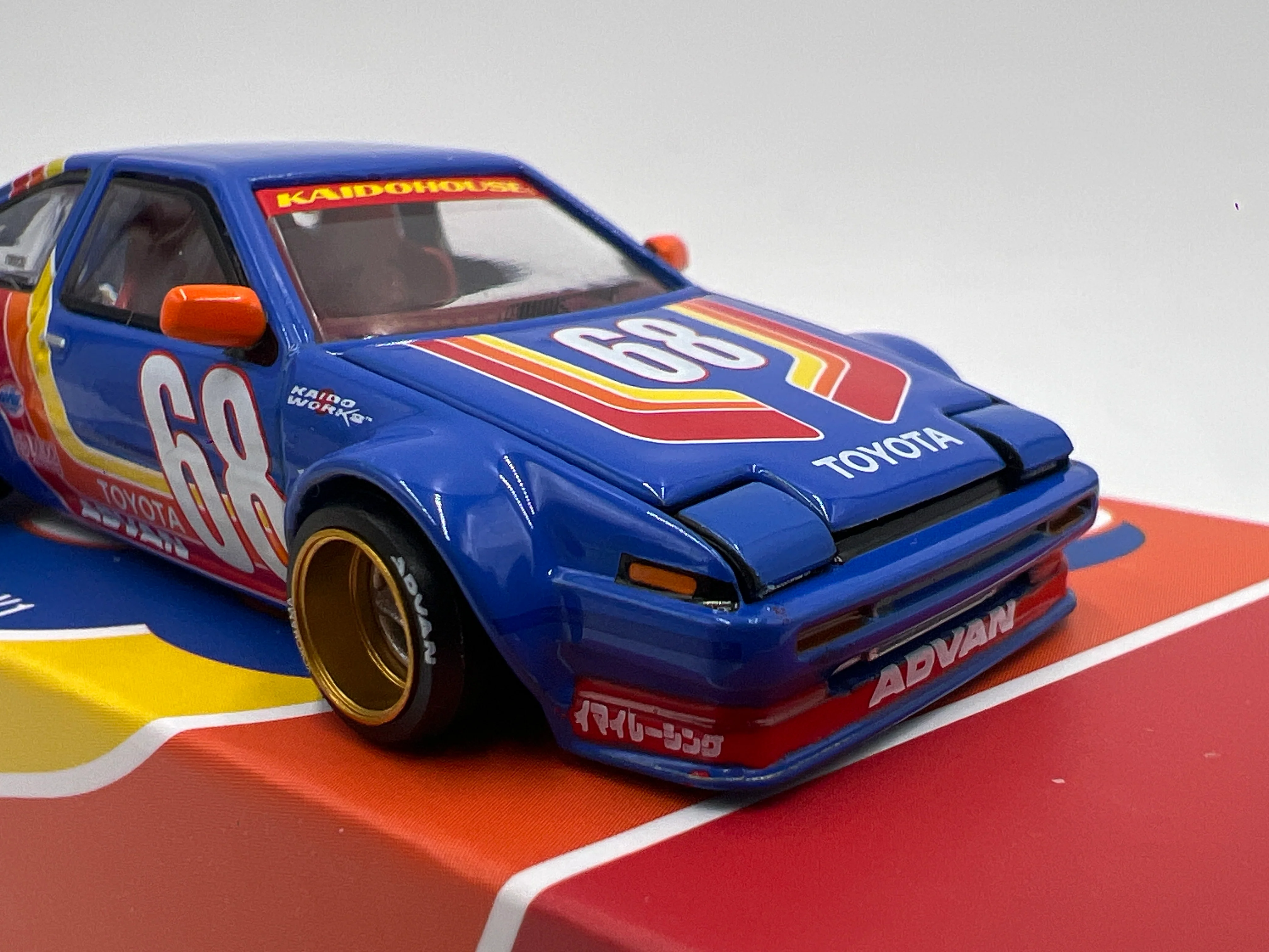 Mini GT Kaido House #196 Toyota AE86 Sprinter Trueno Kaido Racing V1 Blue - Image 5