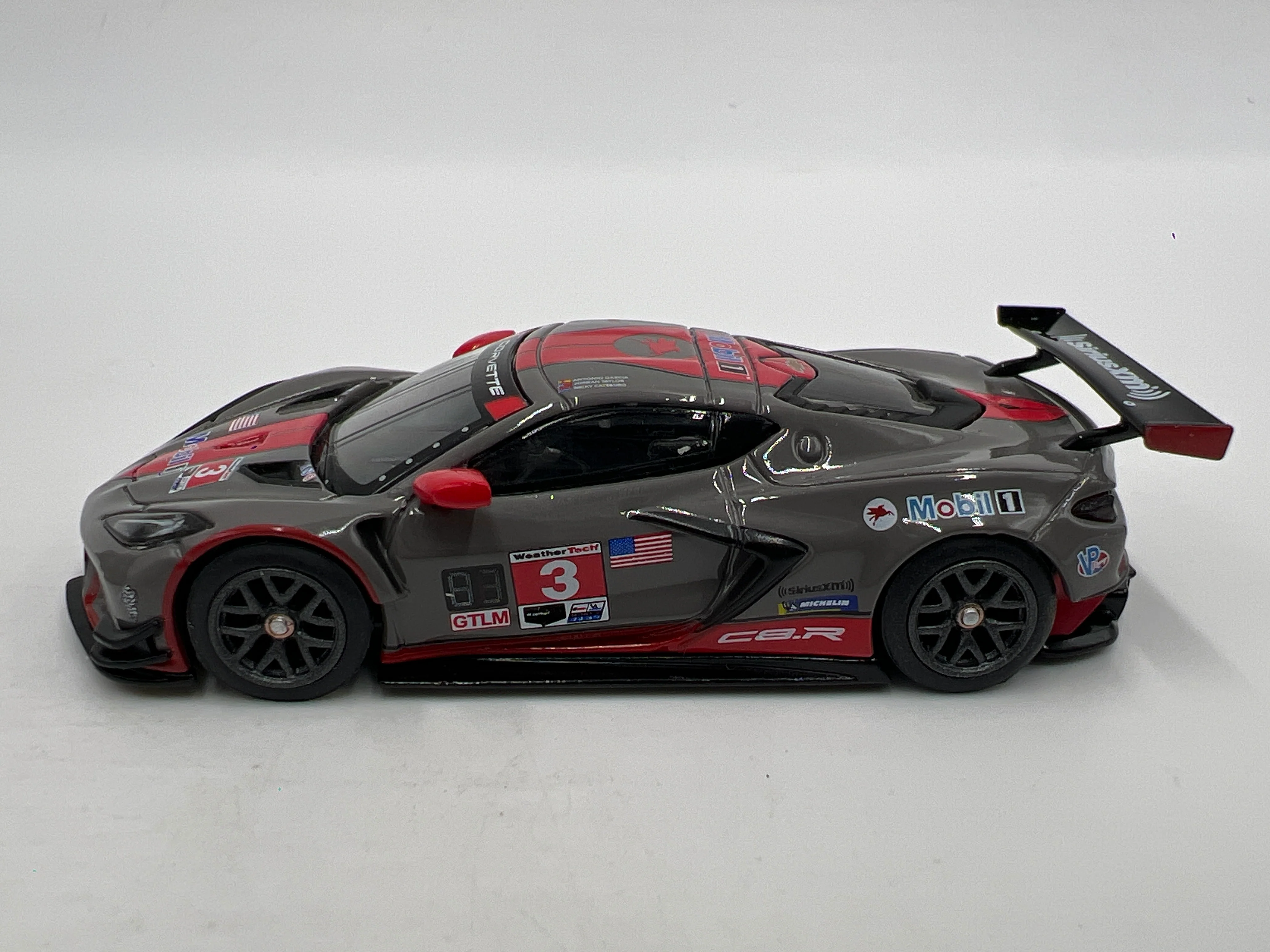Mini GT MiJo Exclusive #315 Chevrolet Corvette C8.R #3 2021 IMSA Sebring 12 Hours - Image 4