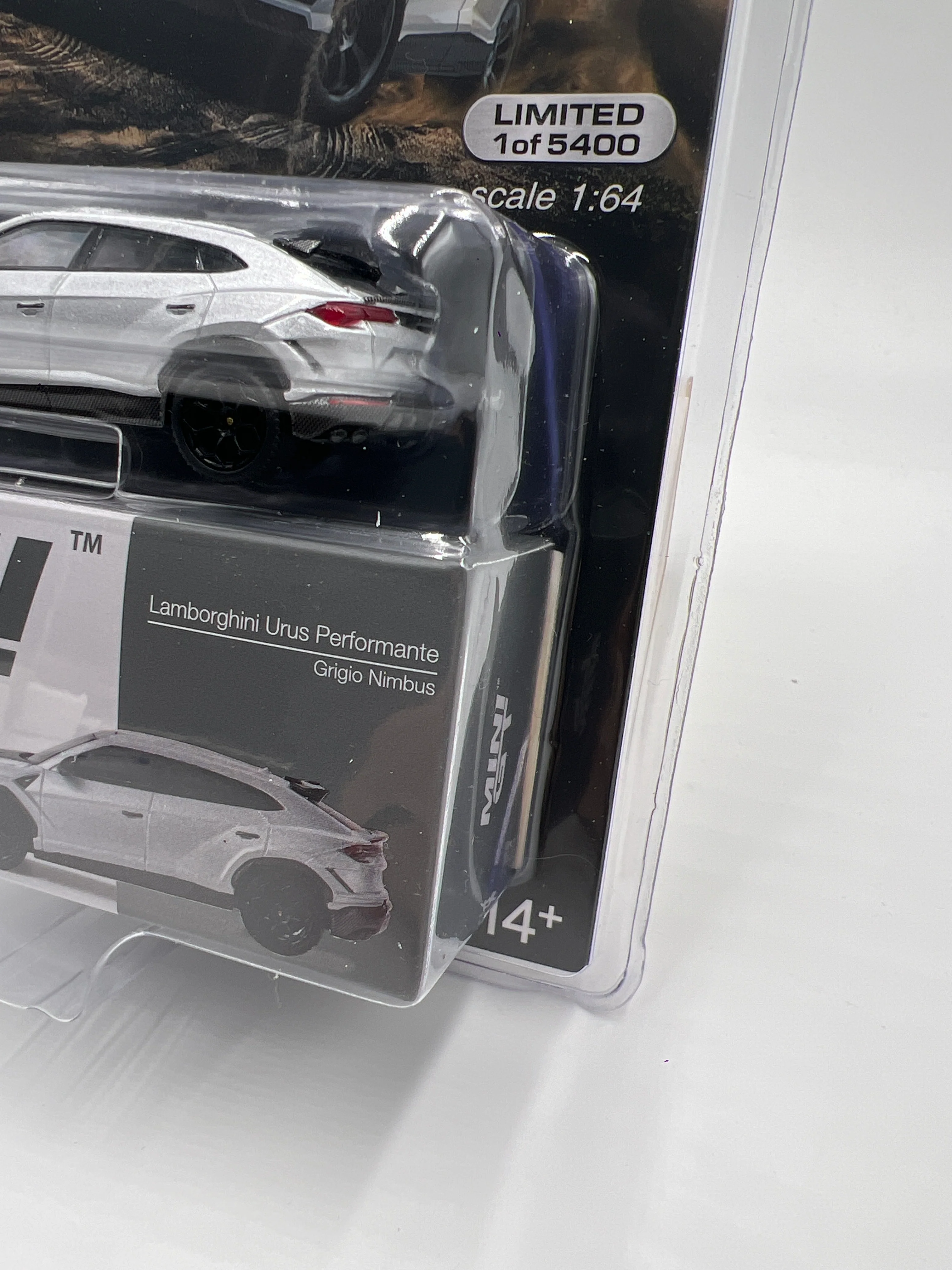 Mini GT Mijo Exclusives #747 Lamborghini Urus Performante Silver - Image 4