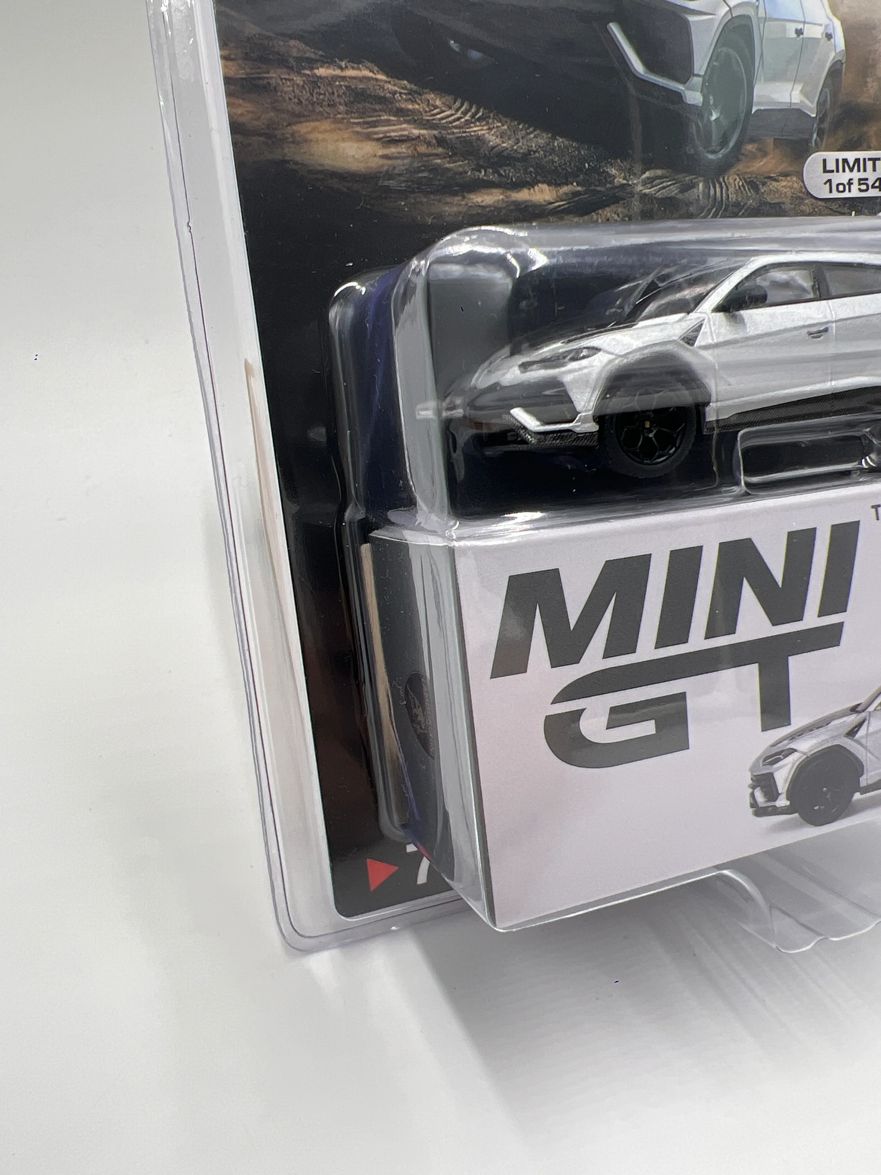 Mini GT Mijo Exclusives #747 Lamborghini Urus Performante Silver - Image 4
