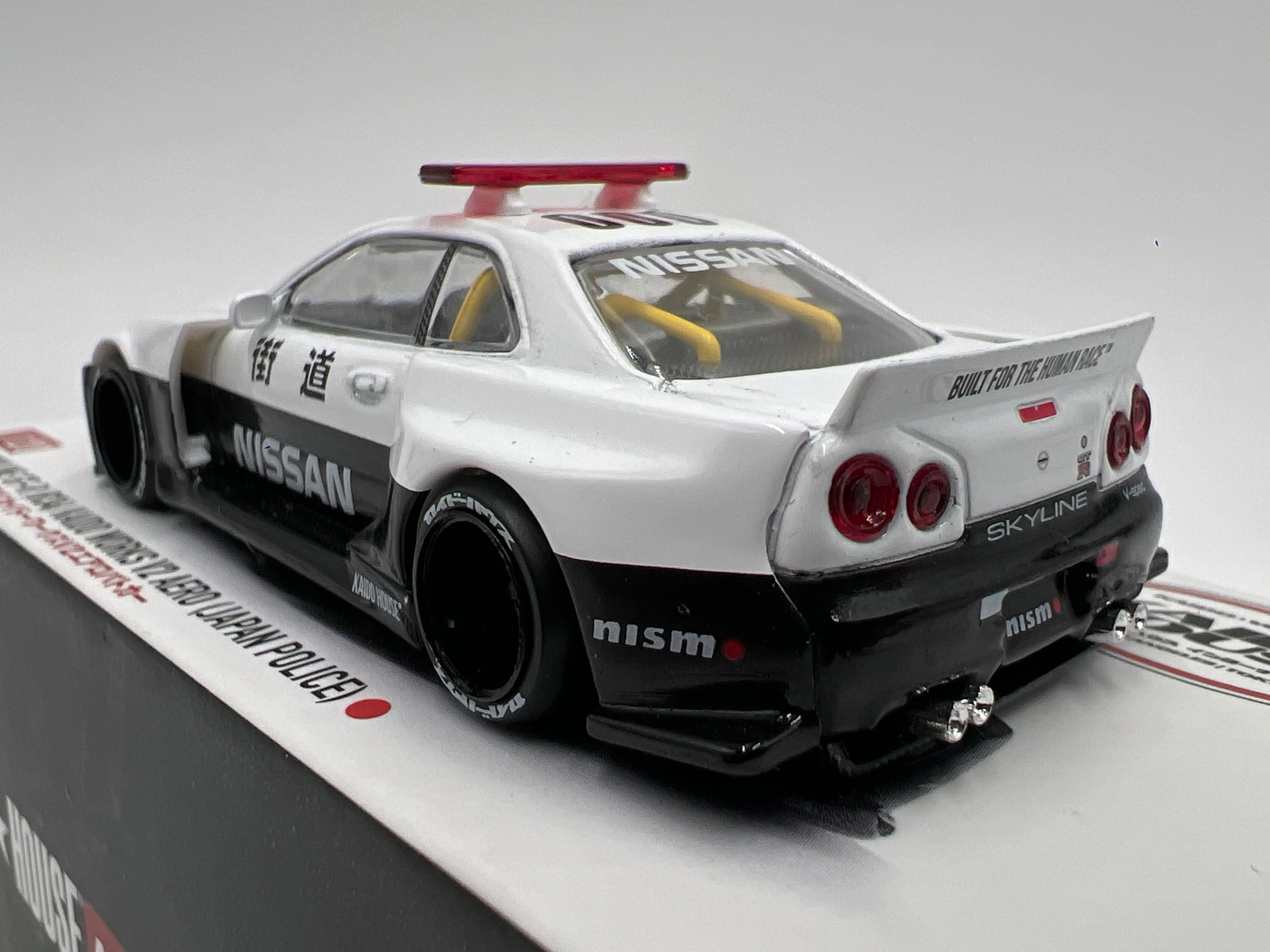 Mini GT x Kaido House #120 Nissan Skyline GT-R R34 Kaido Works V2 Aero Japan Police - Image 3