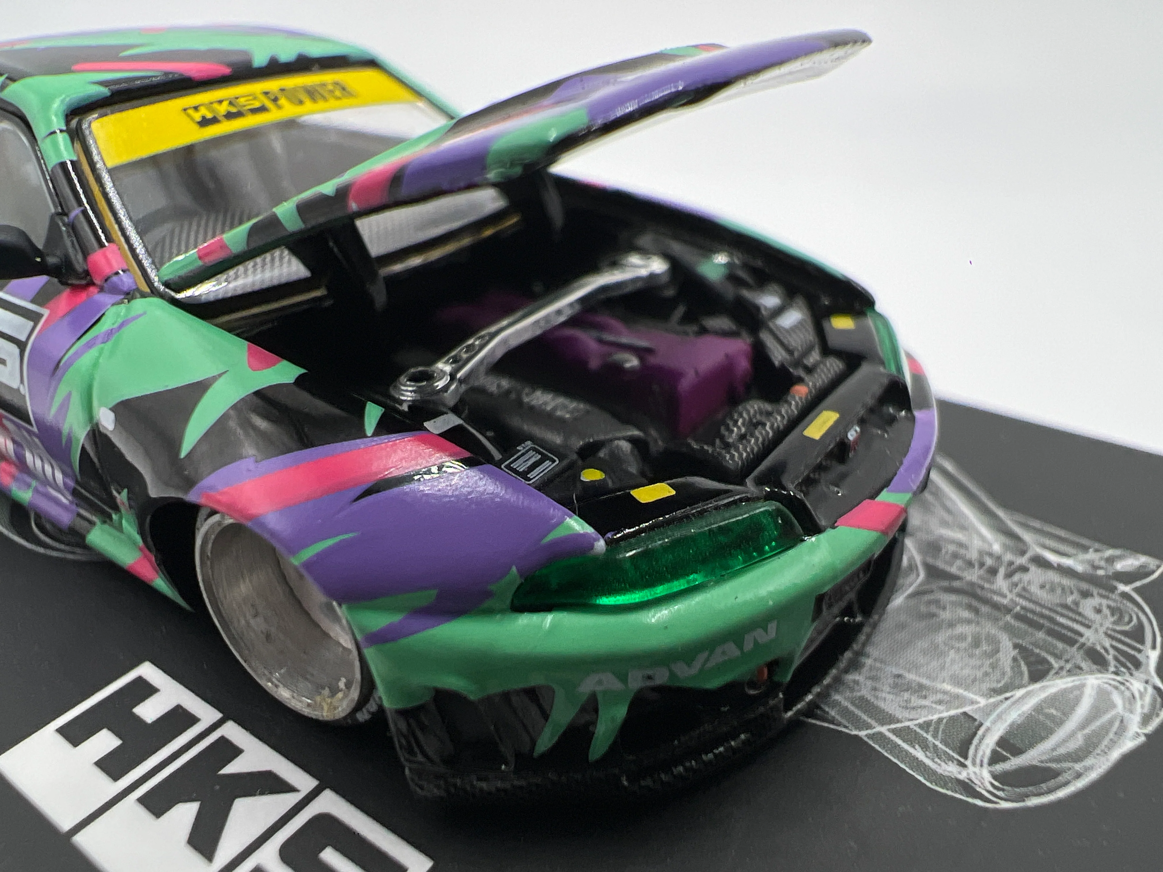 Mini GT x Kaido House #129 Nissan Skyline GT-R R33 HKS V1 - Image 4