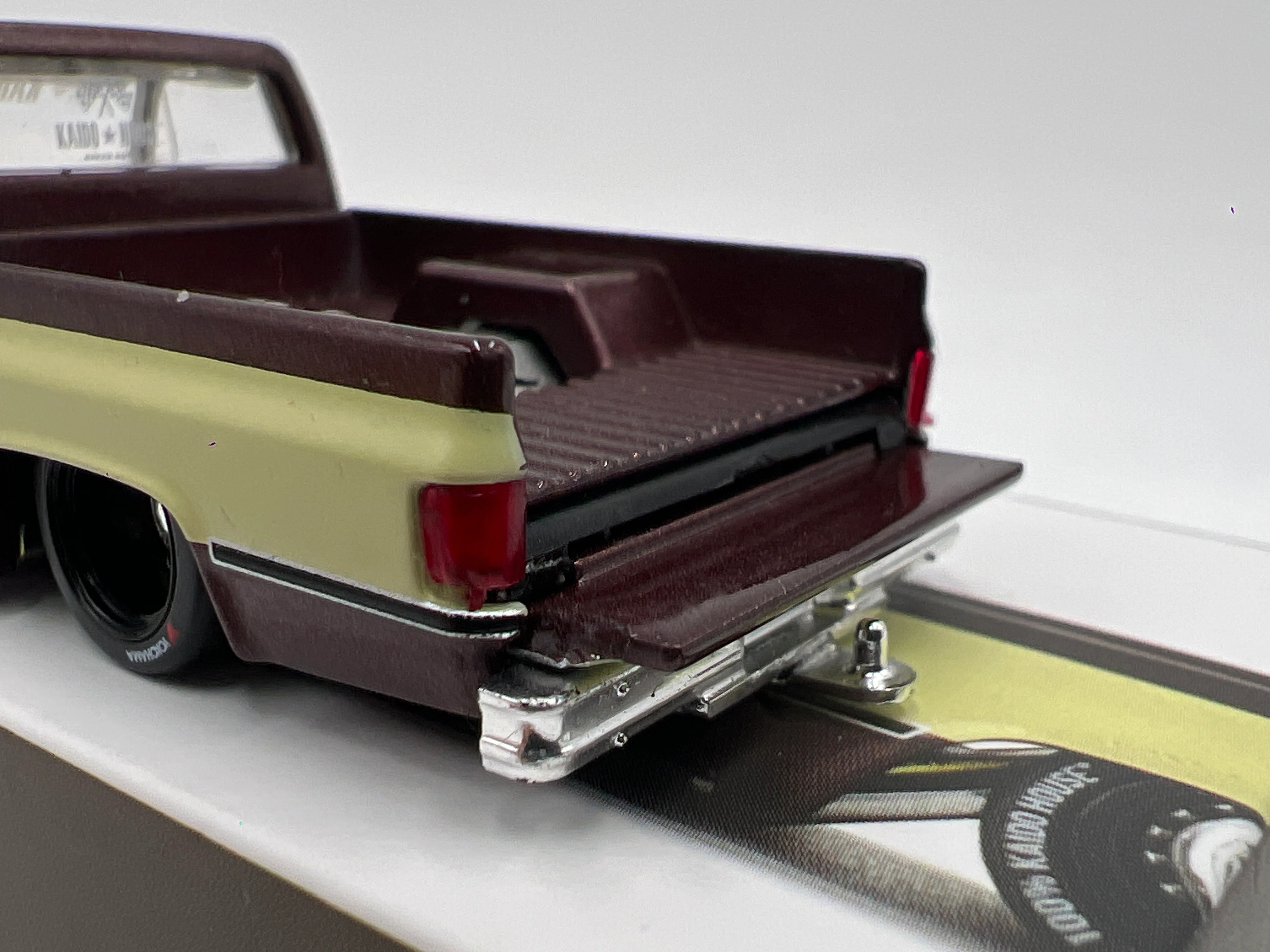 Mini GT x Kaido House #145 Chevrolet Silverado Kaido Vintage Spec V1 - Image 5
