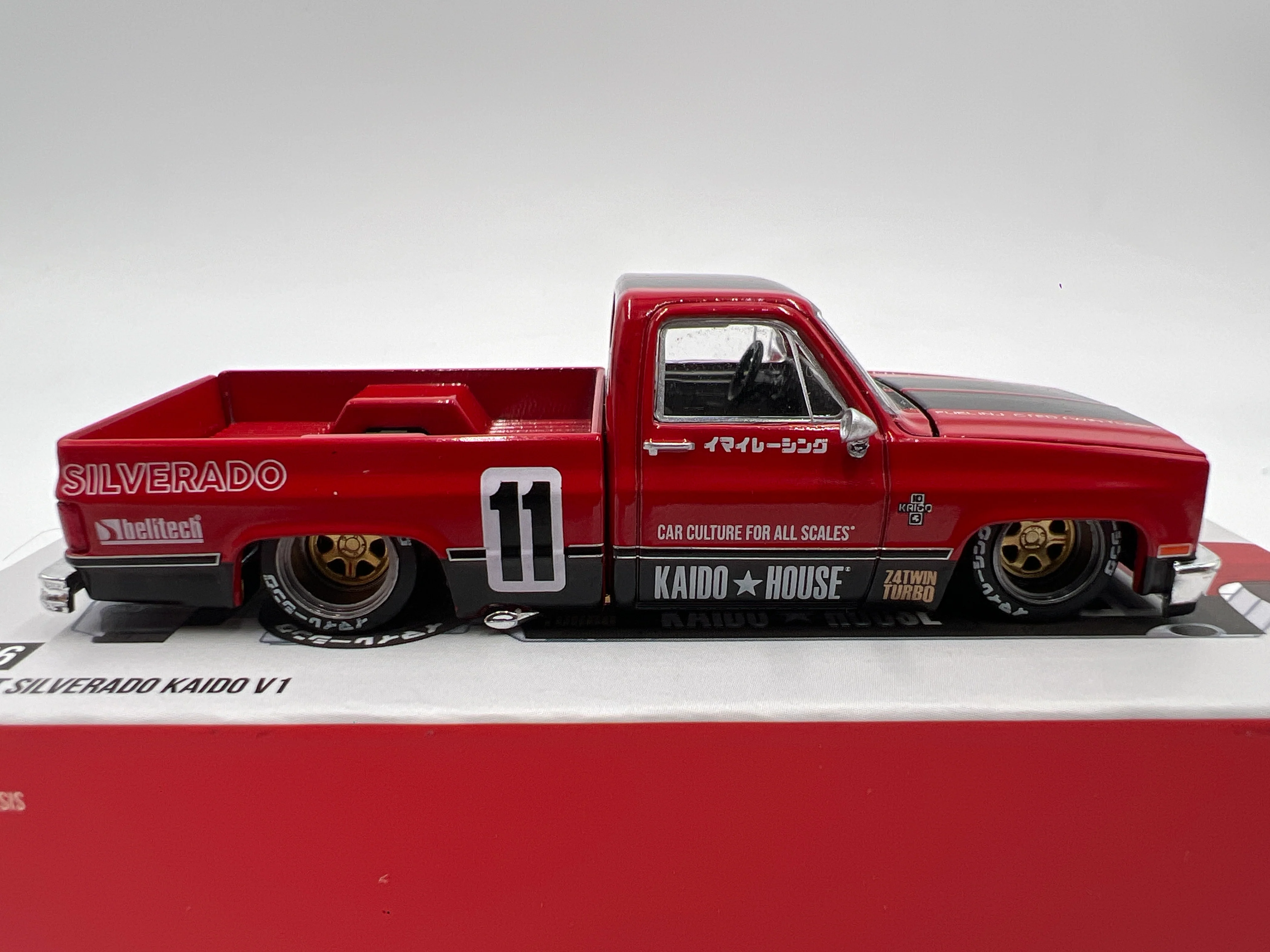 Mini GT x Kaido House #66 Chevrolet Silverado Kaido V1 Red - Image 6