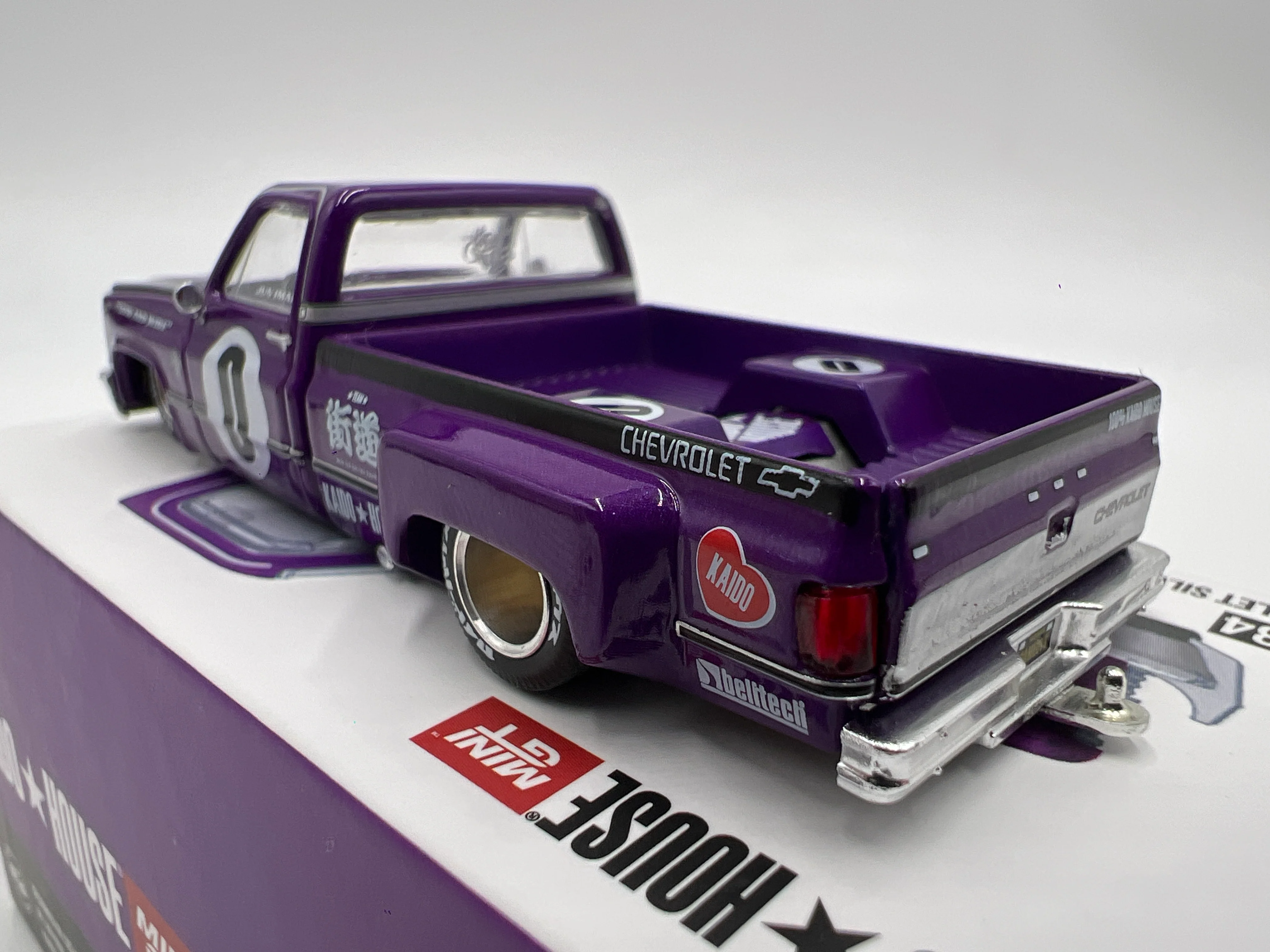 Mini GT x Kaido House #84 Chevrolet Silverado Dually Kaido V1 Purple - Image 3