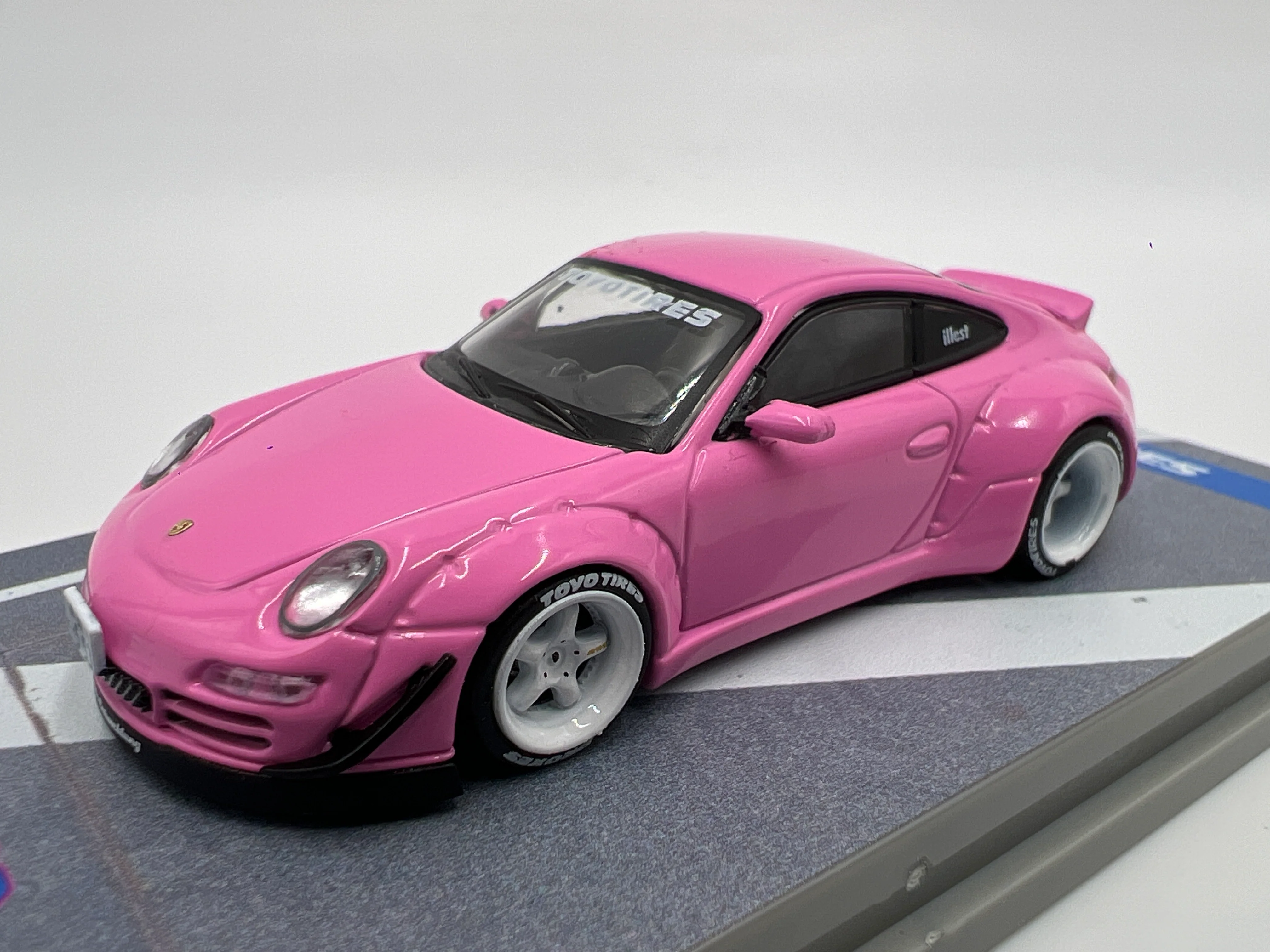 Tarmac Works x Hobby 64 Porsche RWB 997 Pink Toyo Tires - Image 2