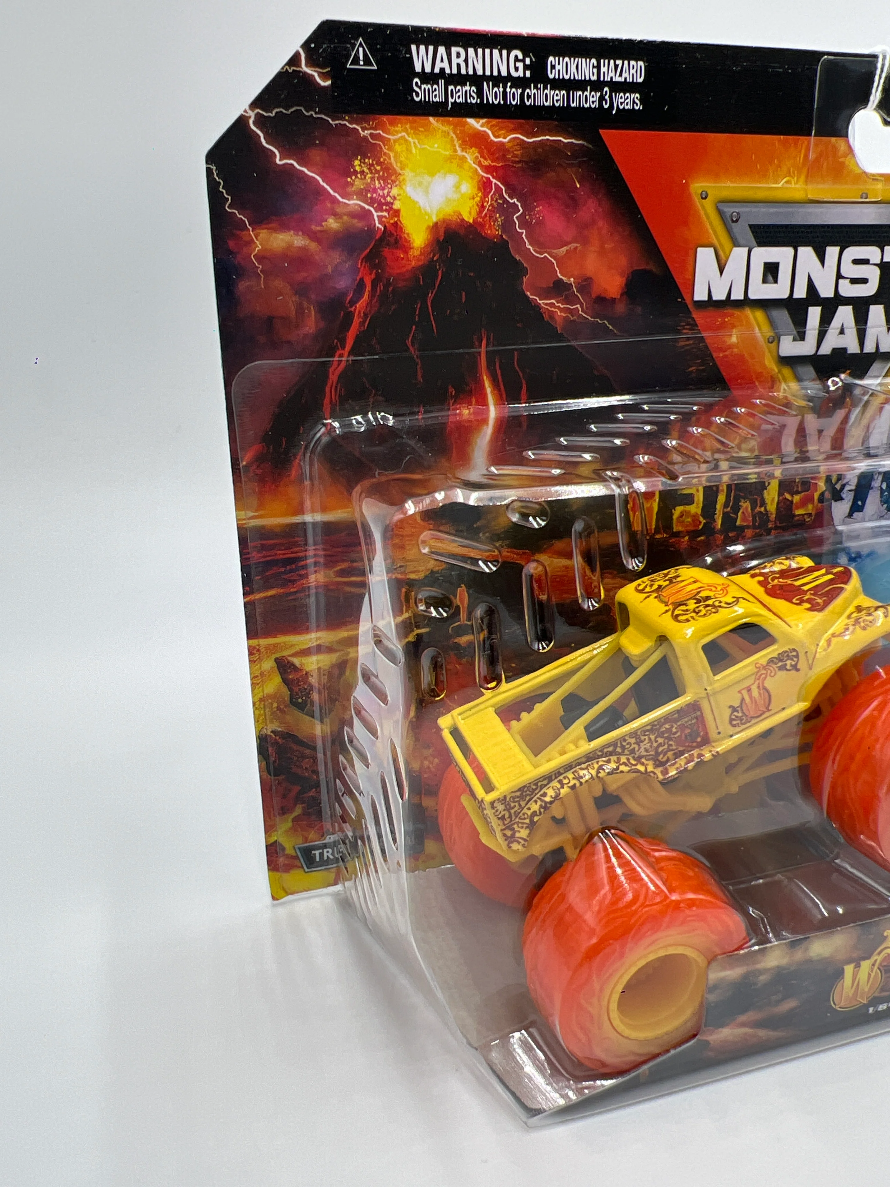 Monster Jam Fire & Ice Walmart Exclusive Whiplash & Dragonoid 136C - Image 5