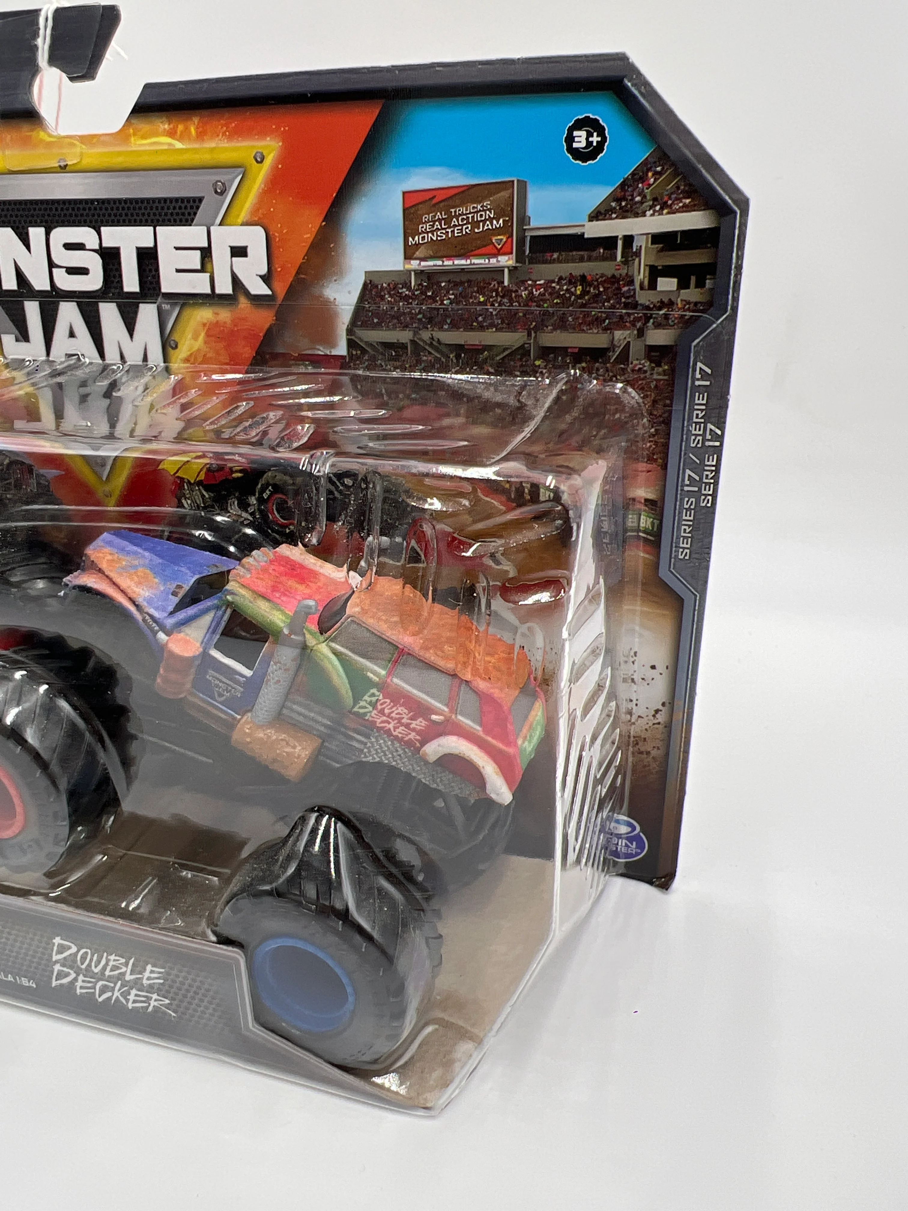 Monster Jam Series 17 2 Pack Salvager Vs Double Decker - Image 4