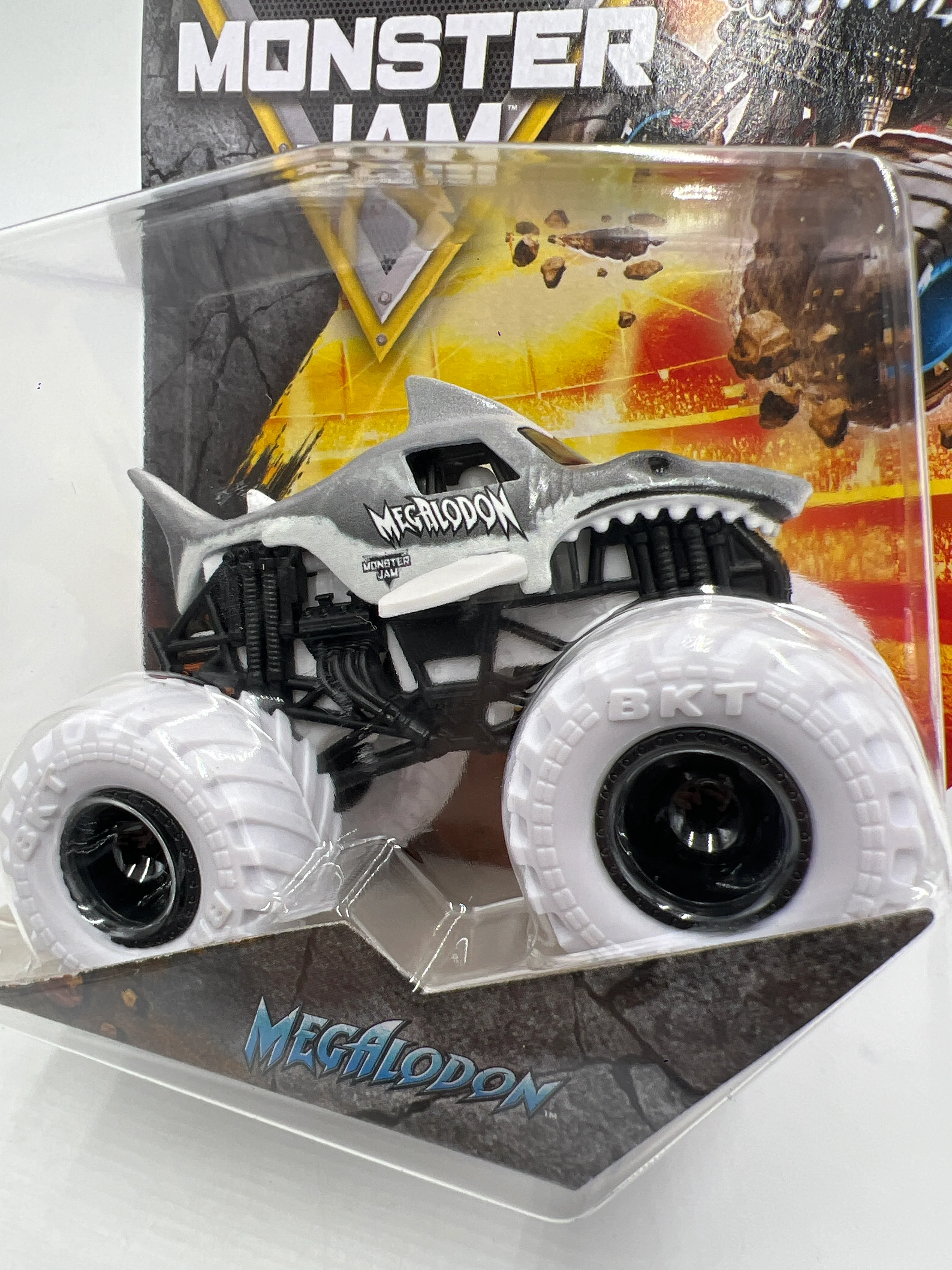Monster Jam Series 1 Megalodon Gray W/White Tires 127A - Image 2