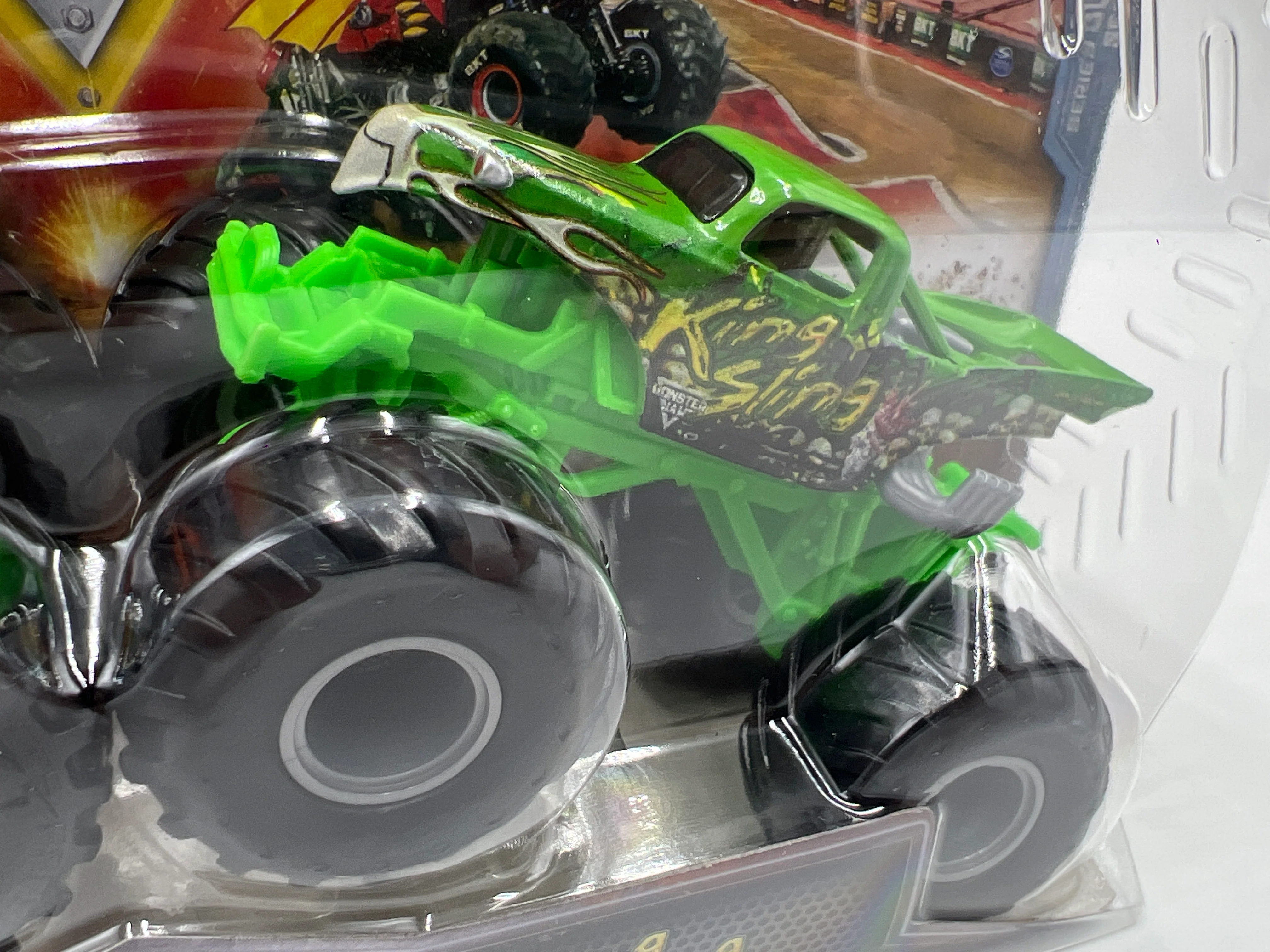 Monster Jam 2 Pack Series 30 Bog Hog vs King Sling 136C - Image 3