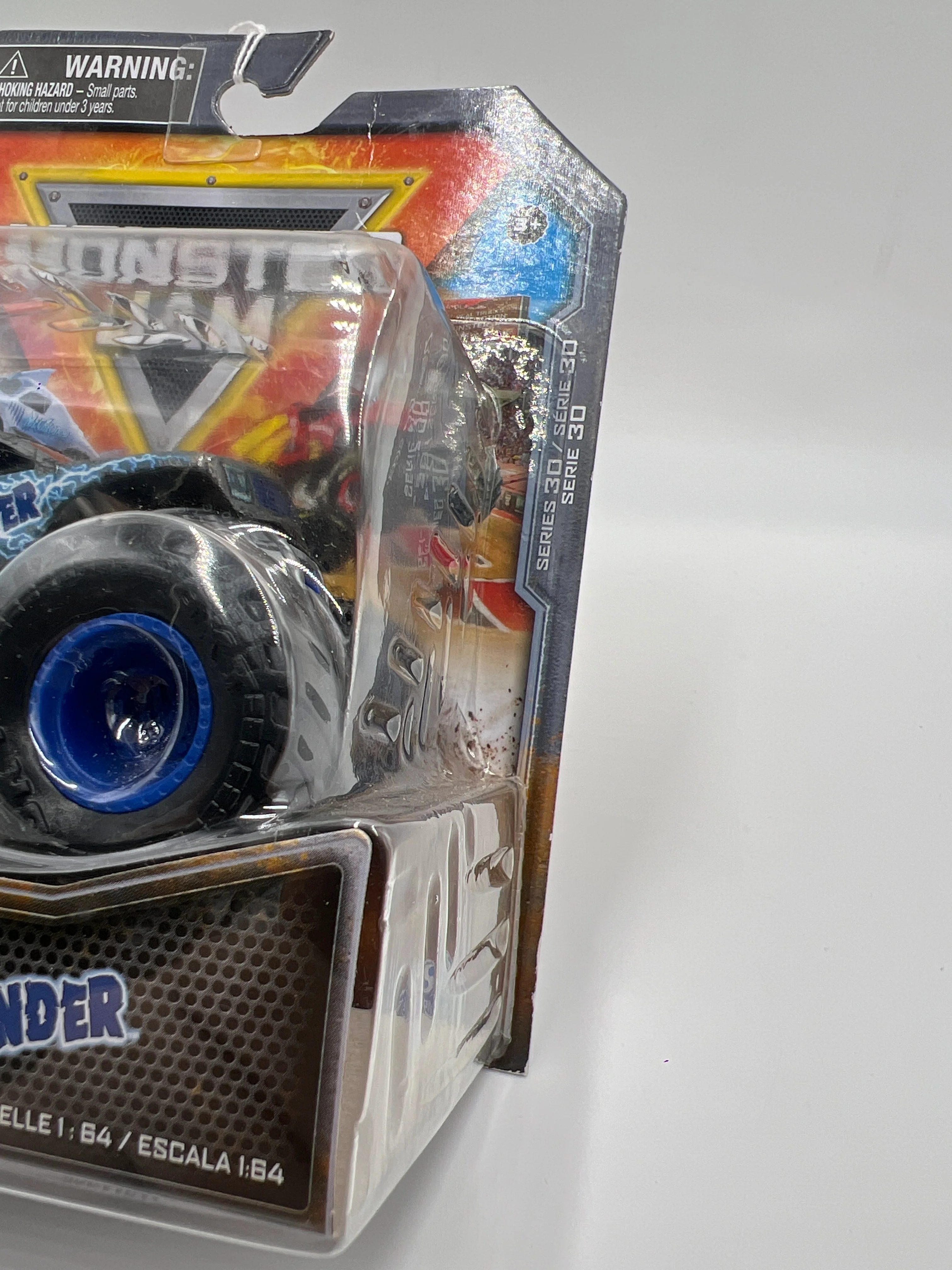 Monster Jam Series 30 Blue Thunder 124i - Image 4
