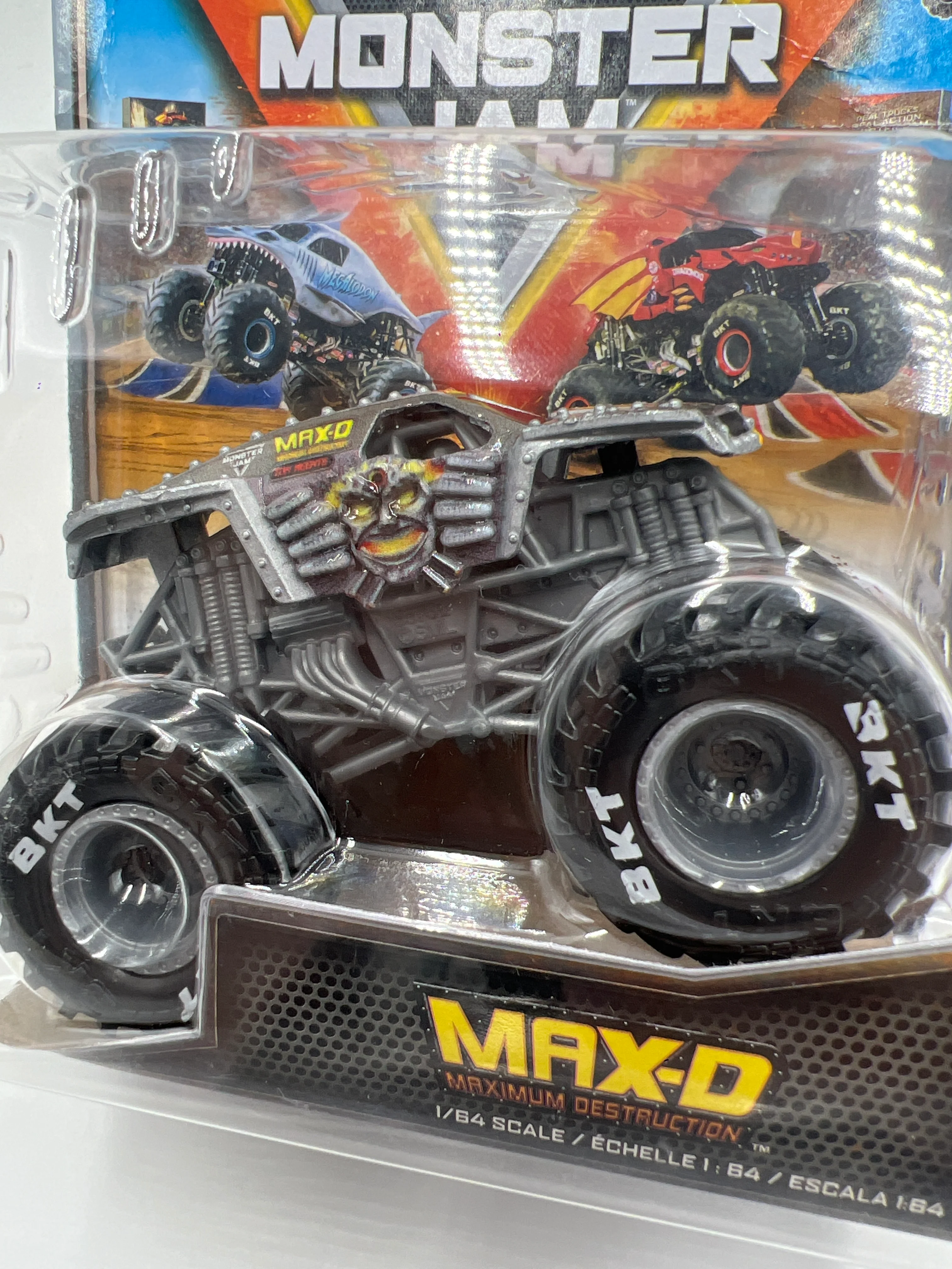 Monster Jam Series 30 Max-D Bad Card 125H - Image 2
