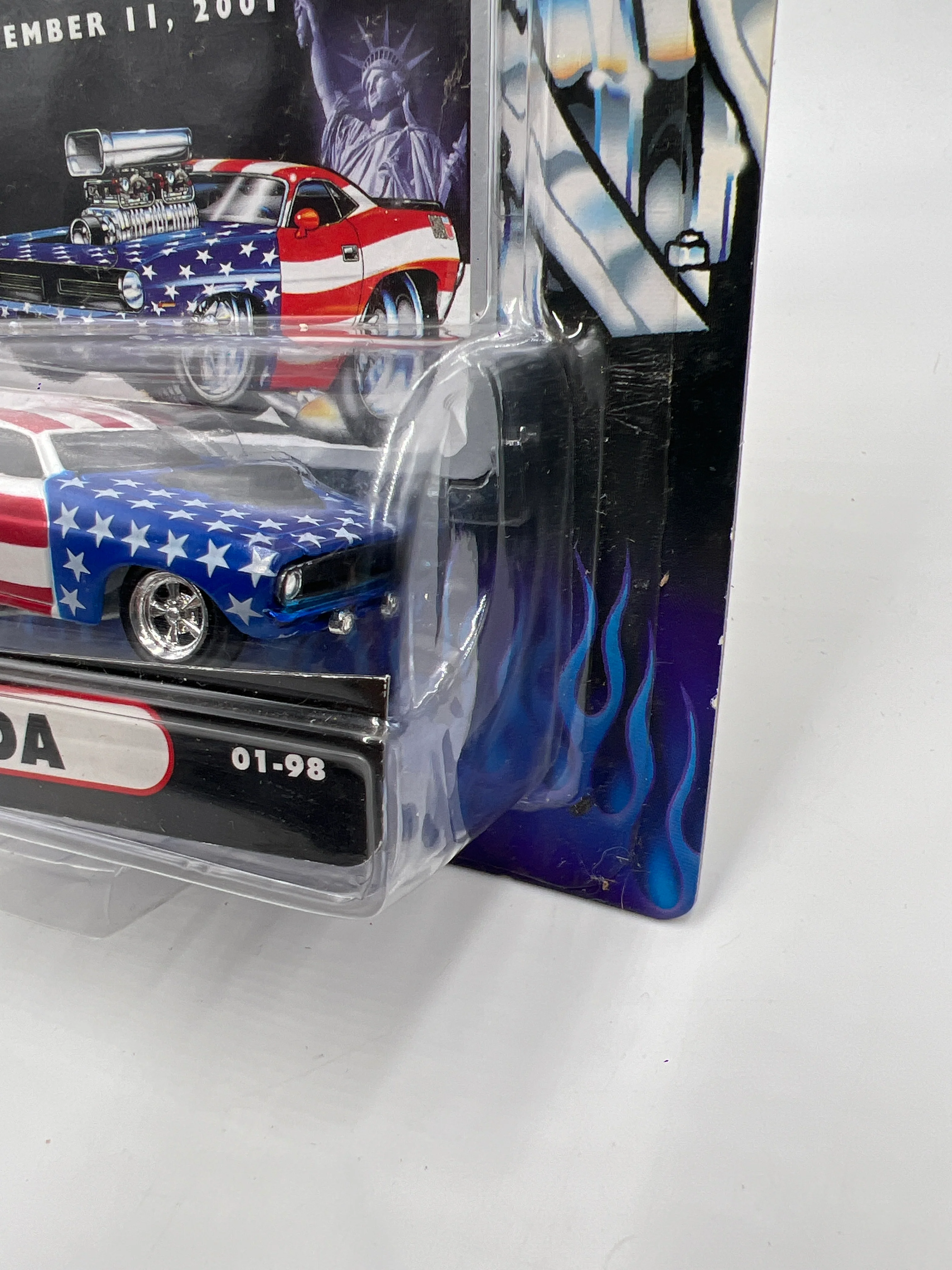 Muscle Machines September 11th, 2001 70 Cuda American Flag 01-98 CHASE Race Version - Image 4