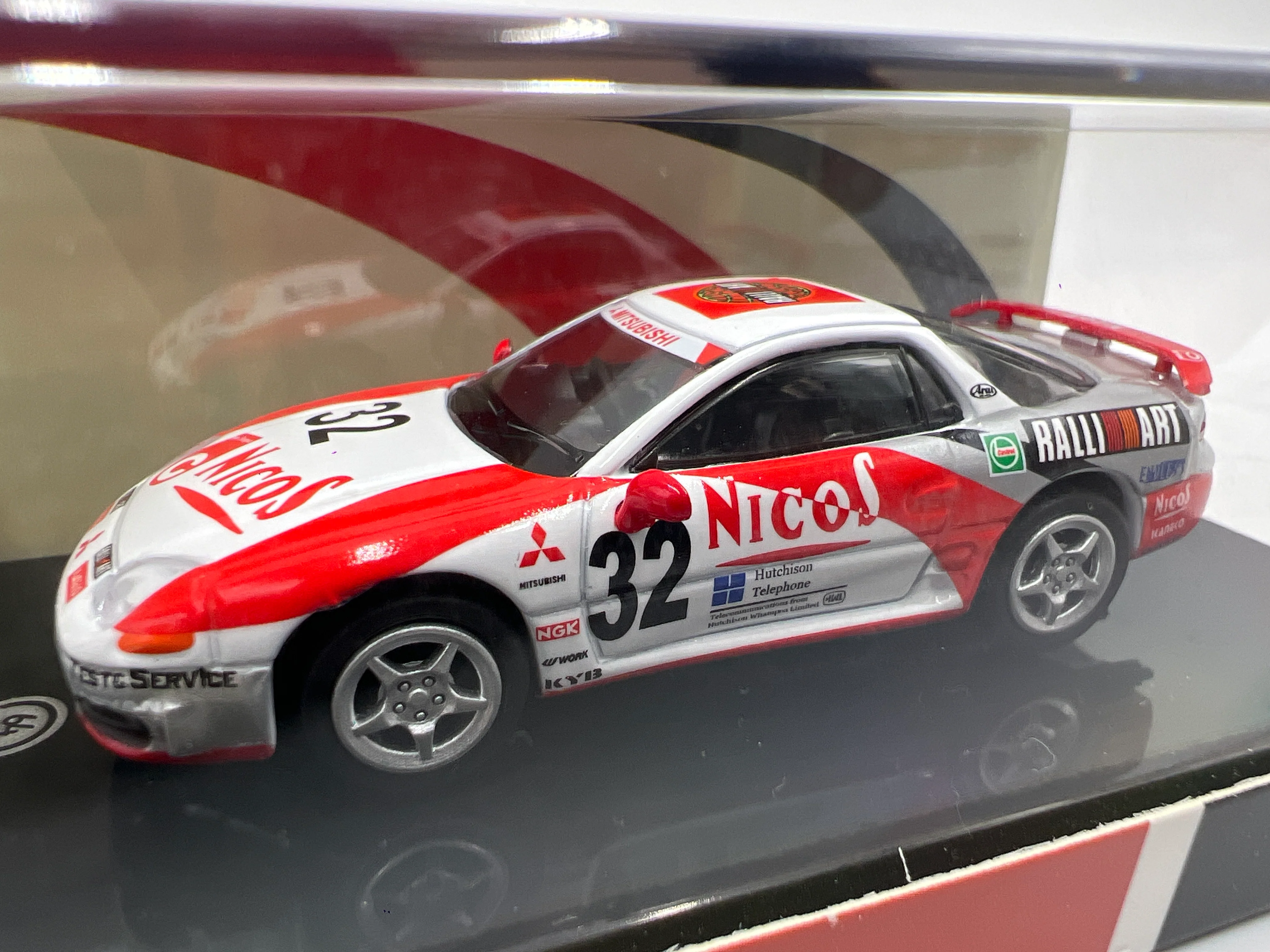 Para64 1:64 Scale Diecast Mitsubishi Motors Mitsubishi 3000GT GTO White/Red Nicos - Image 3