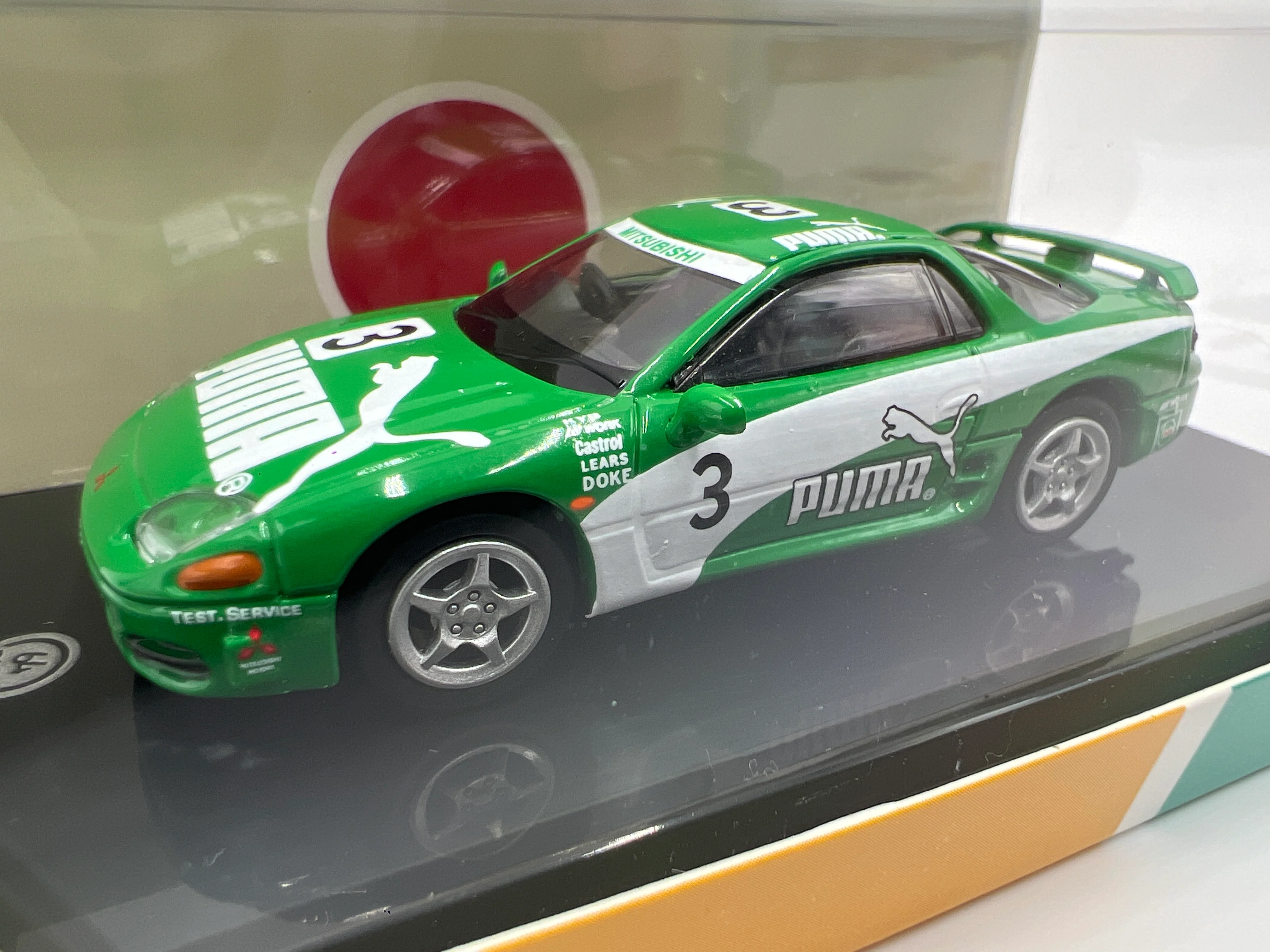 Para64 1:64 Scale Diecast Mitsubishi Motors Mitsubishi 3000GT GTO Green Puma - Image 3