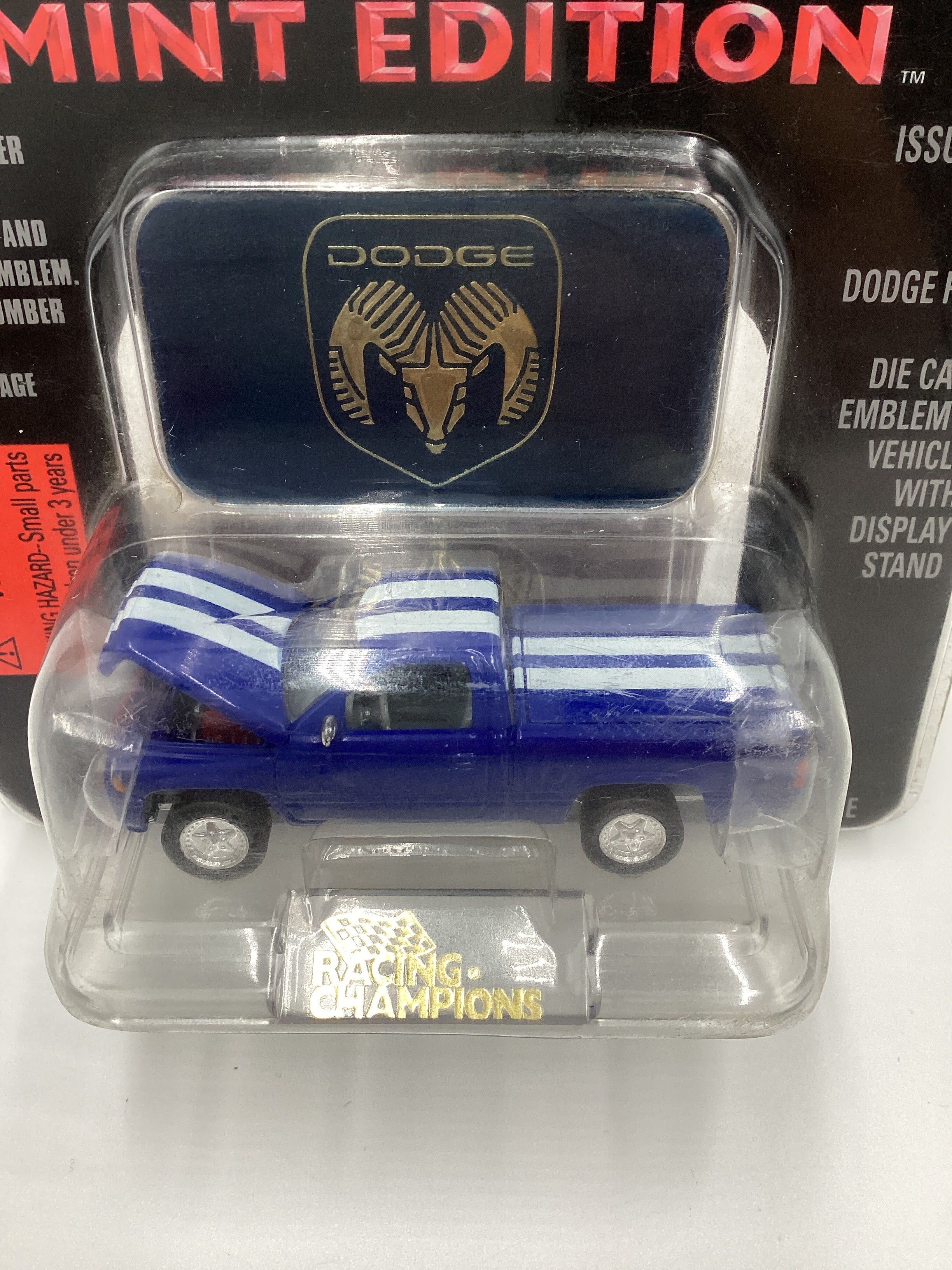 Racing Champions Mint Edition Issue #12 1996 Dodge Ram Blue - Image 3