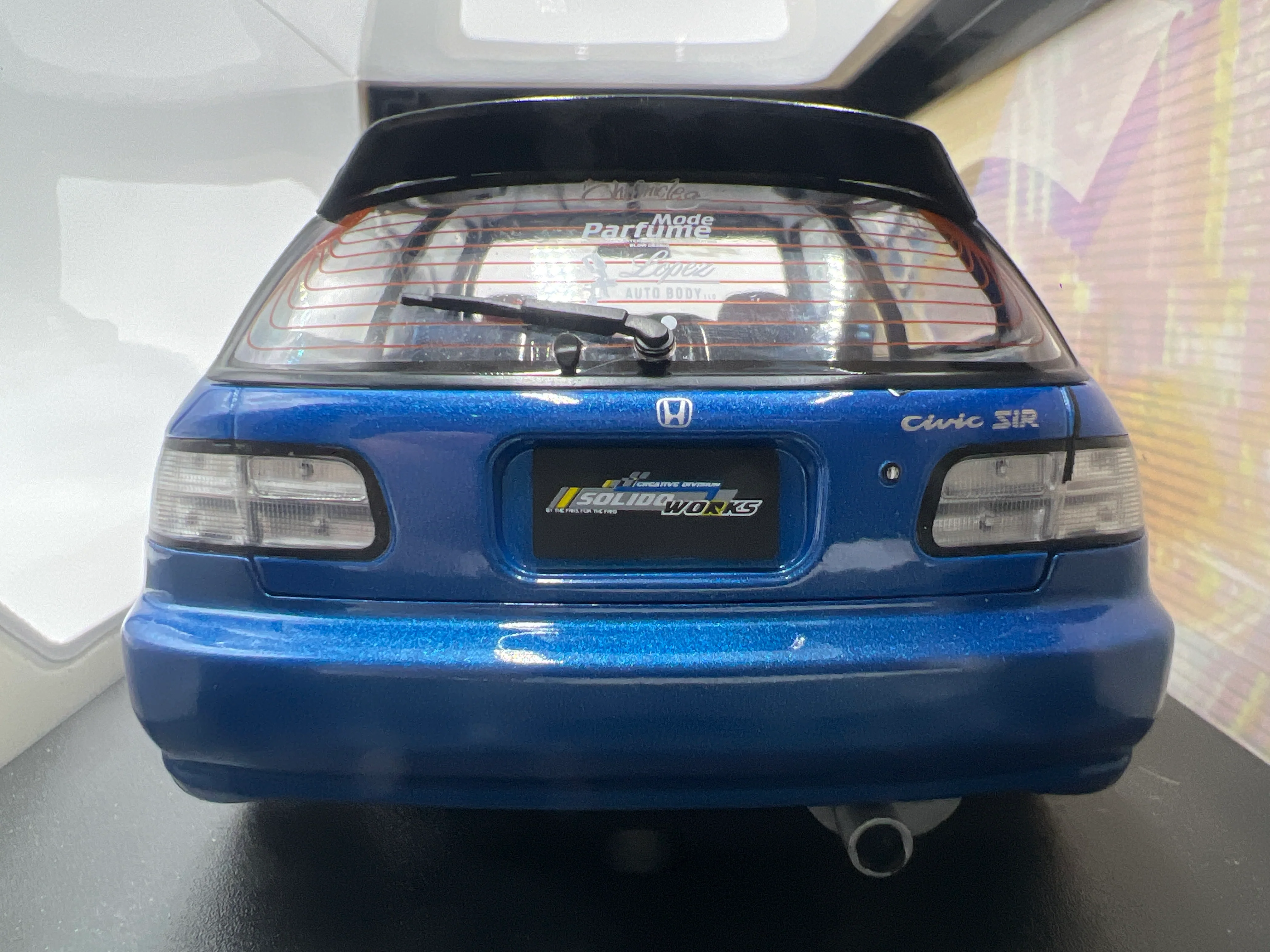 Solido 1:18 Scale Honda Civic EG6 Blue - Image 4