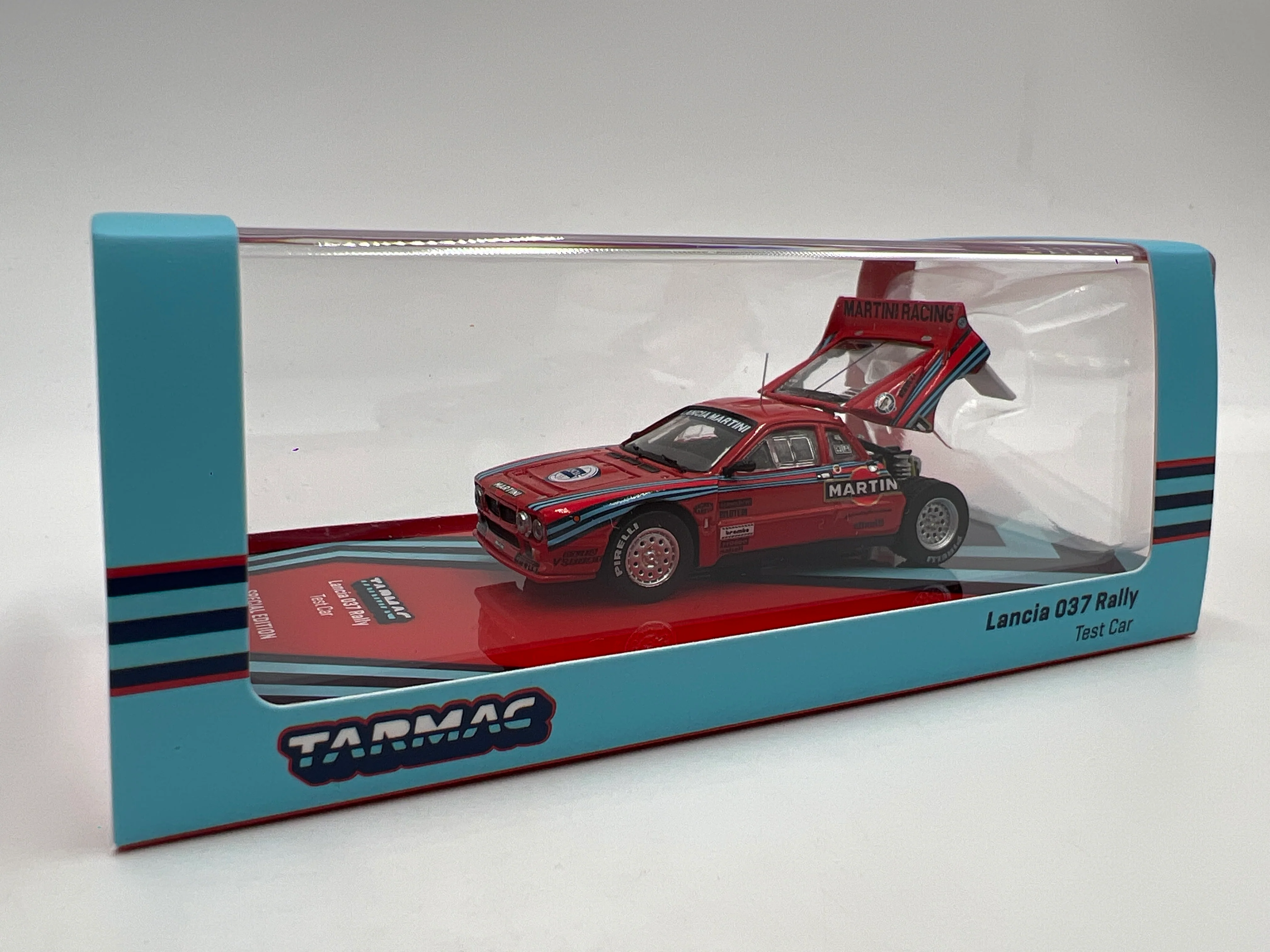 Tarmac Works x Hobby64+ Lancia 037 Rally Test Car Martini Special Edition - Image 7