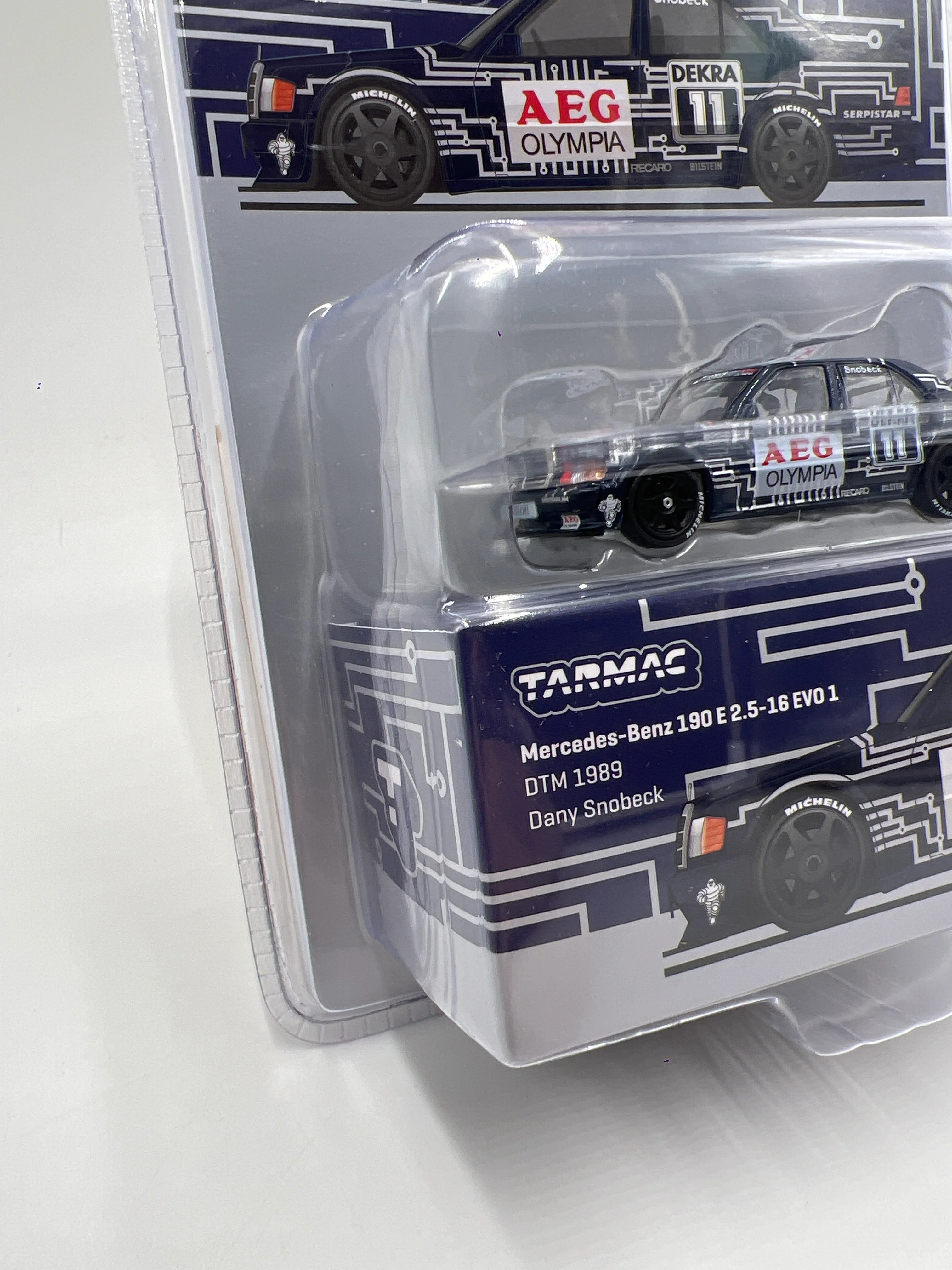 Tarmac Works Mijo Exclusives Mercedes-Benz 190 E 2.5-16 Evo 1 DTM 1989 - Image 4