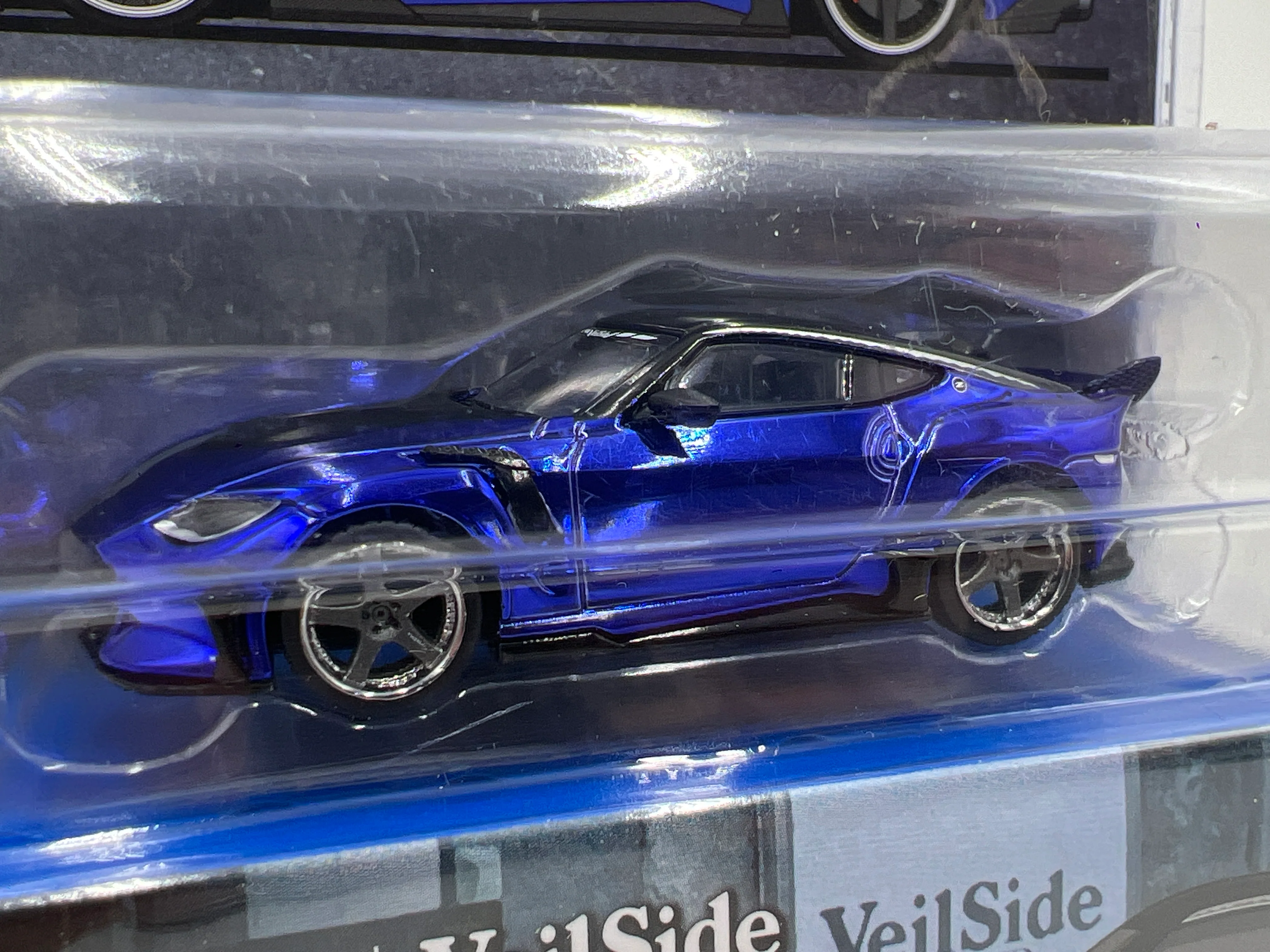 Tarmac Works Mijo Exclusives CHASE Nissan VeilSide FFZ400 Fairlady Z - Image 2
