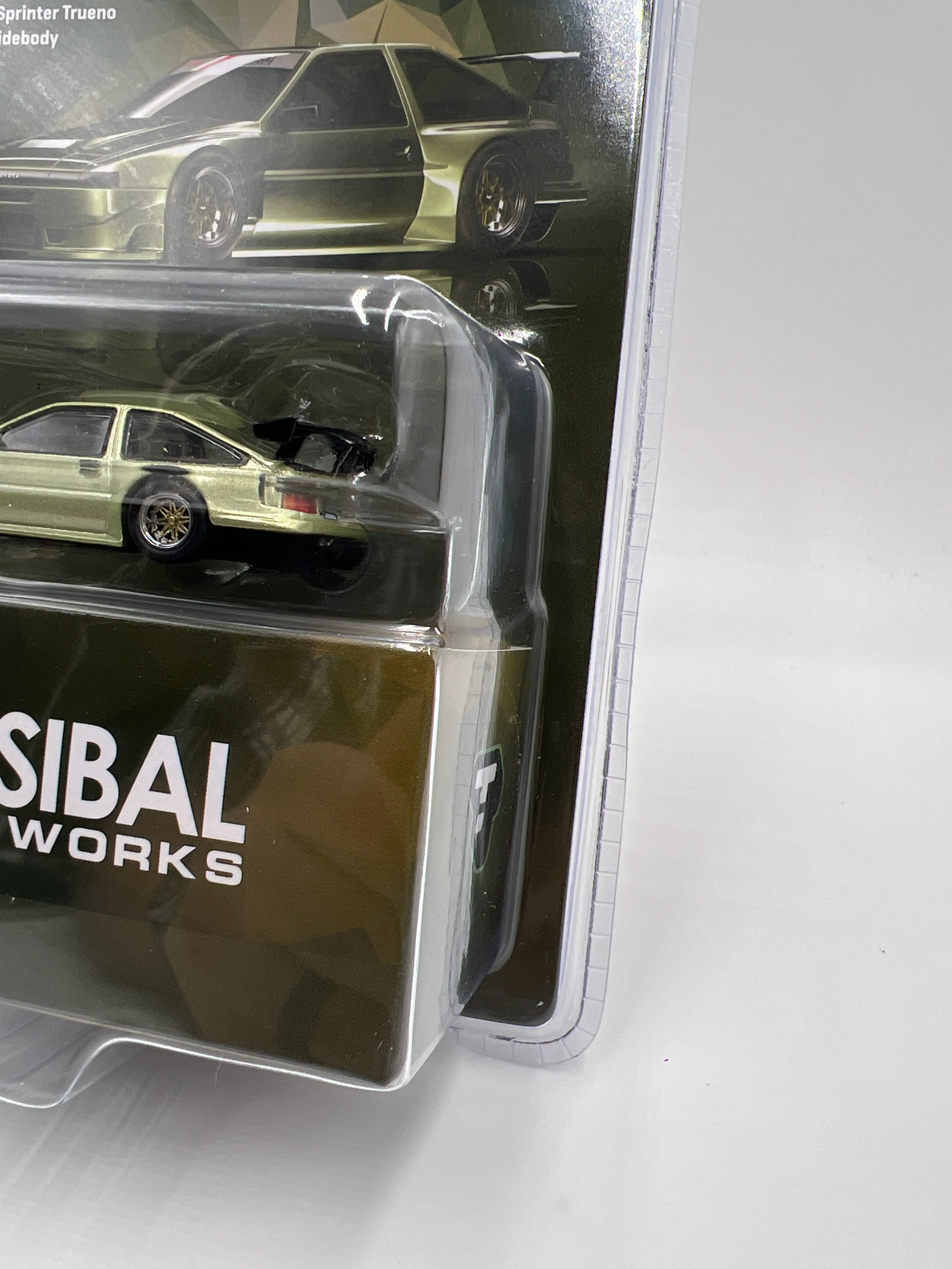 Tarmac Works Mijo Exclusives Toyota Sprinter Trueno AE86 Widebody Jonsibal Green #60 - Image 3
