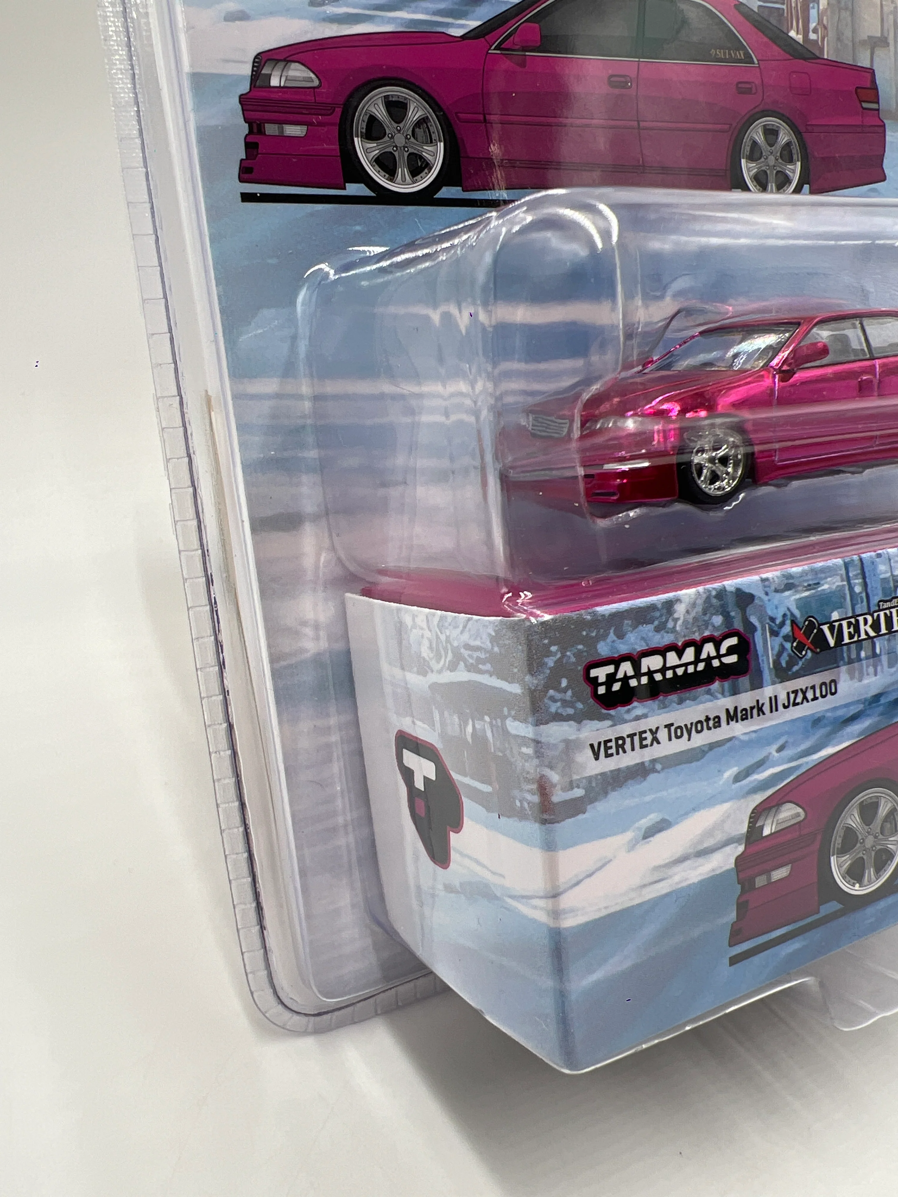 Tarmac Works Mijo Exclusives CHASE VERTEX Toyota Mark II JZX100 Pink Chrome - Image 4
