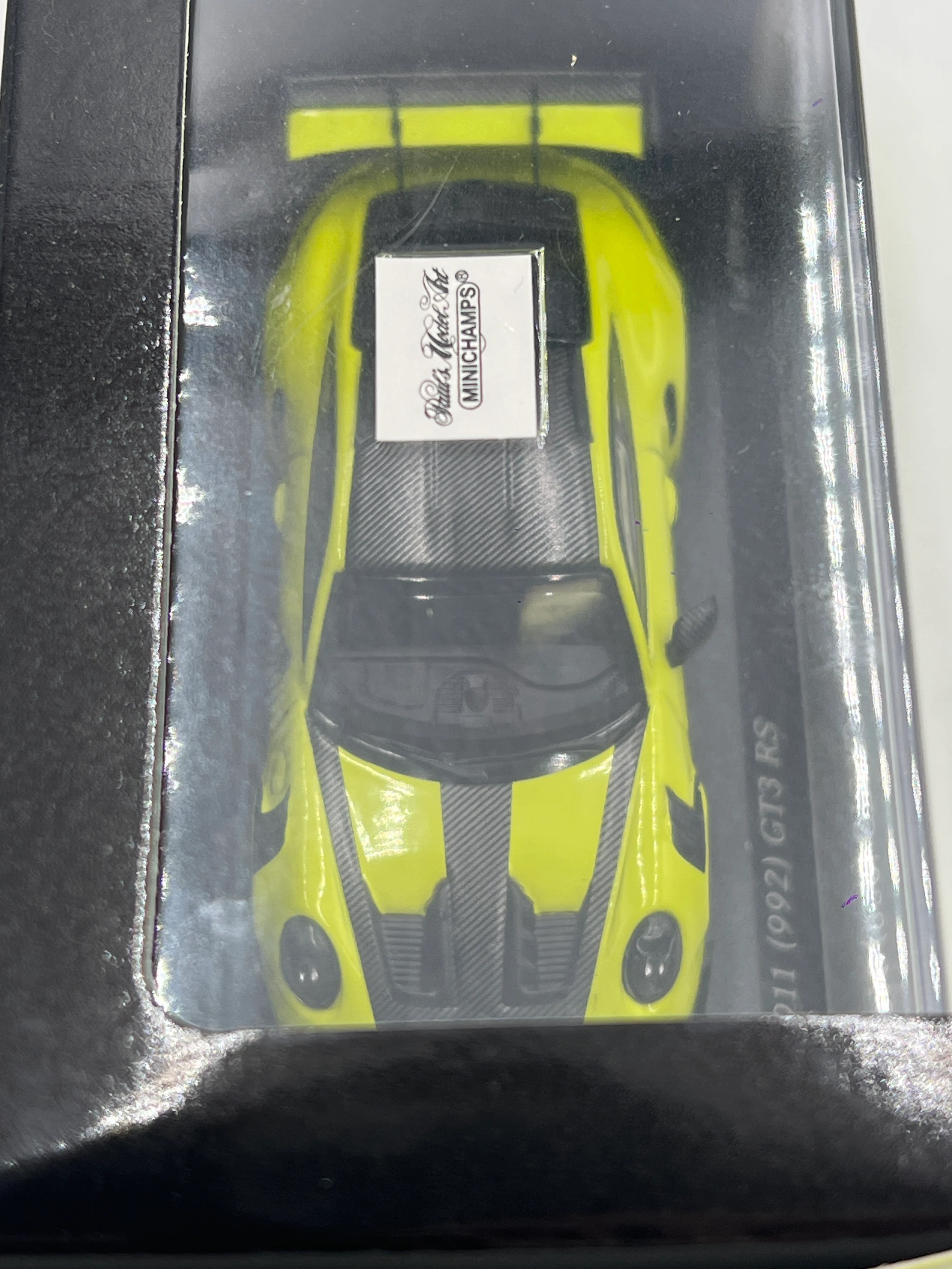 Tarmac Works x Minichamps 64 Acrylic Porsche 911 (992) GT3 RS 1/999 - Image 6