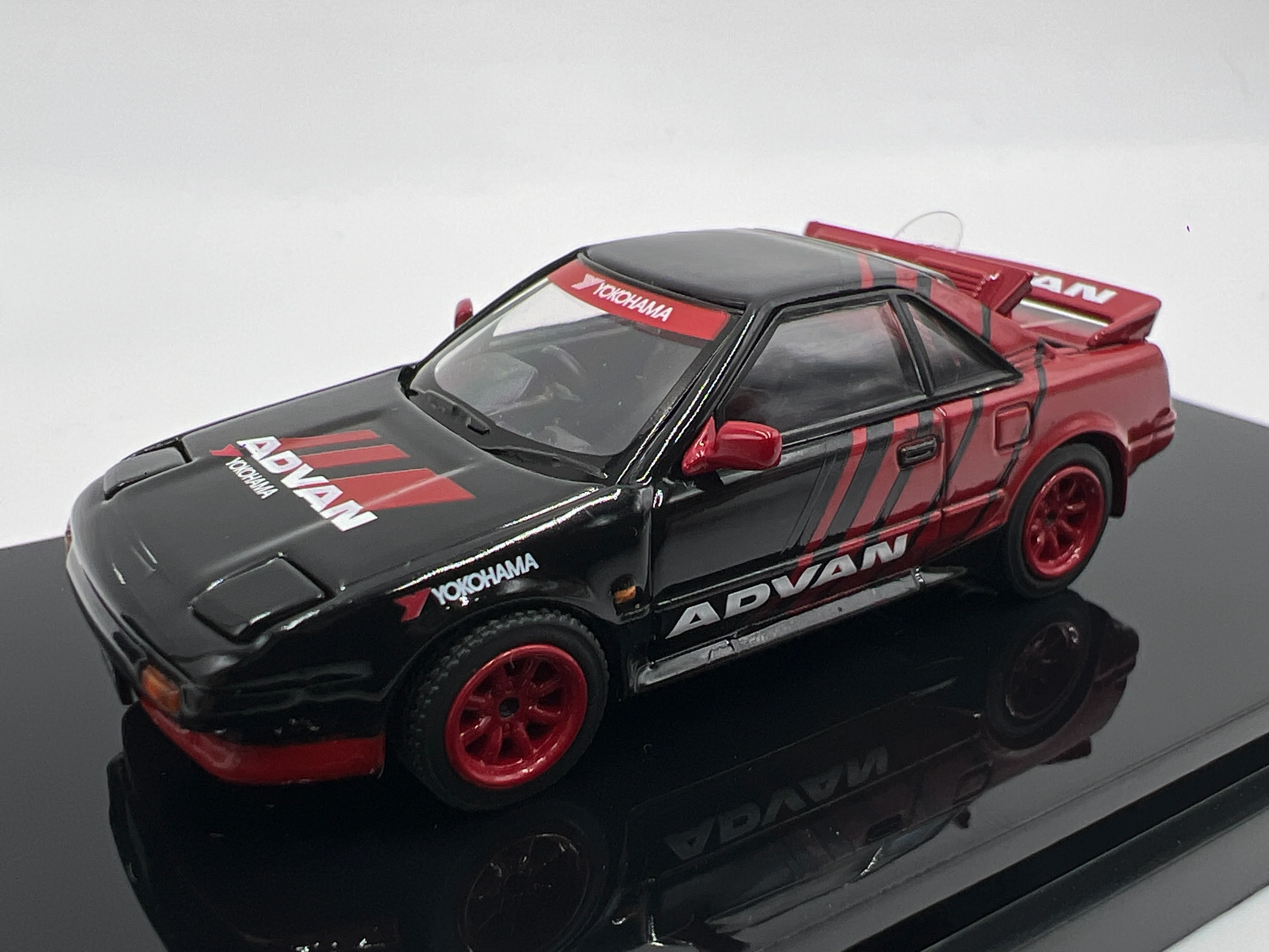 HJ64 Diecast Model 1/64 Yokohama Advan Toyota MR2 1600G-Limited Super Charger Red/Black - Image 2