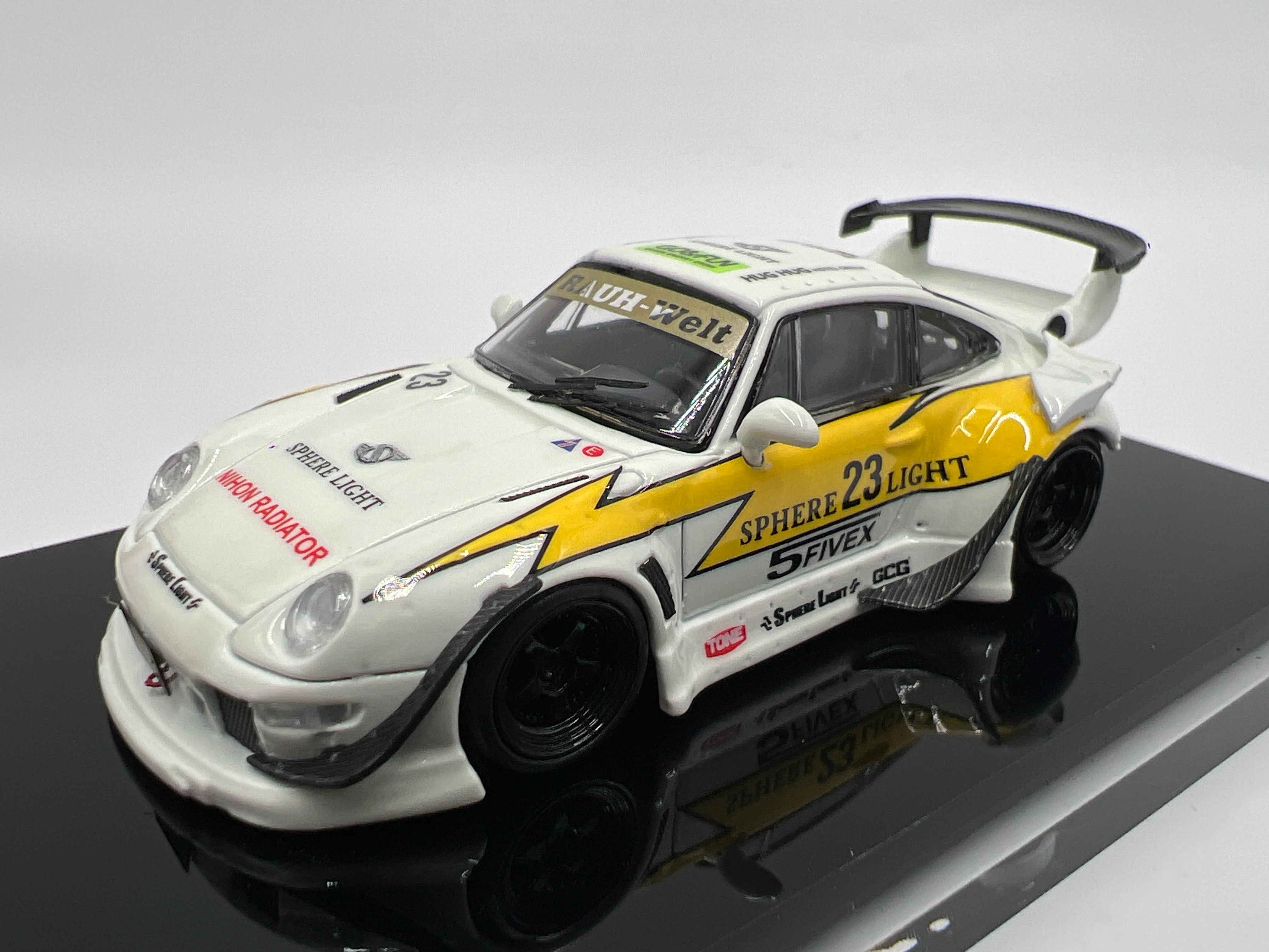 Street Warrior x Ghost Player #262/299 Glow In The Dark Porsche 993 RWB White/Yellow VHTF See Pics For Glow - Image 2