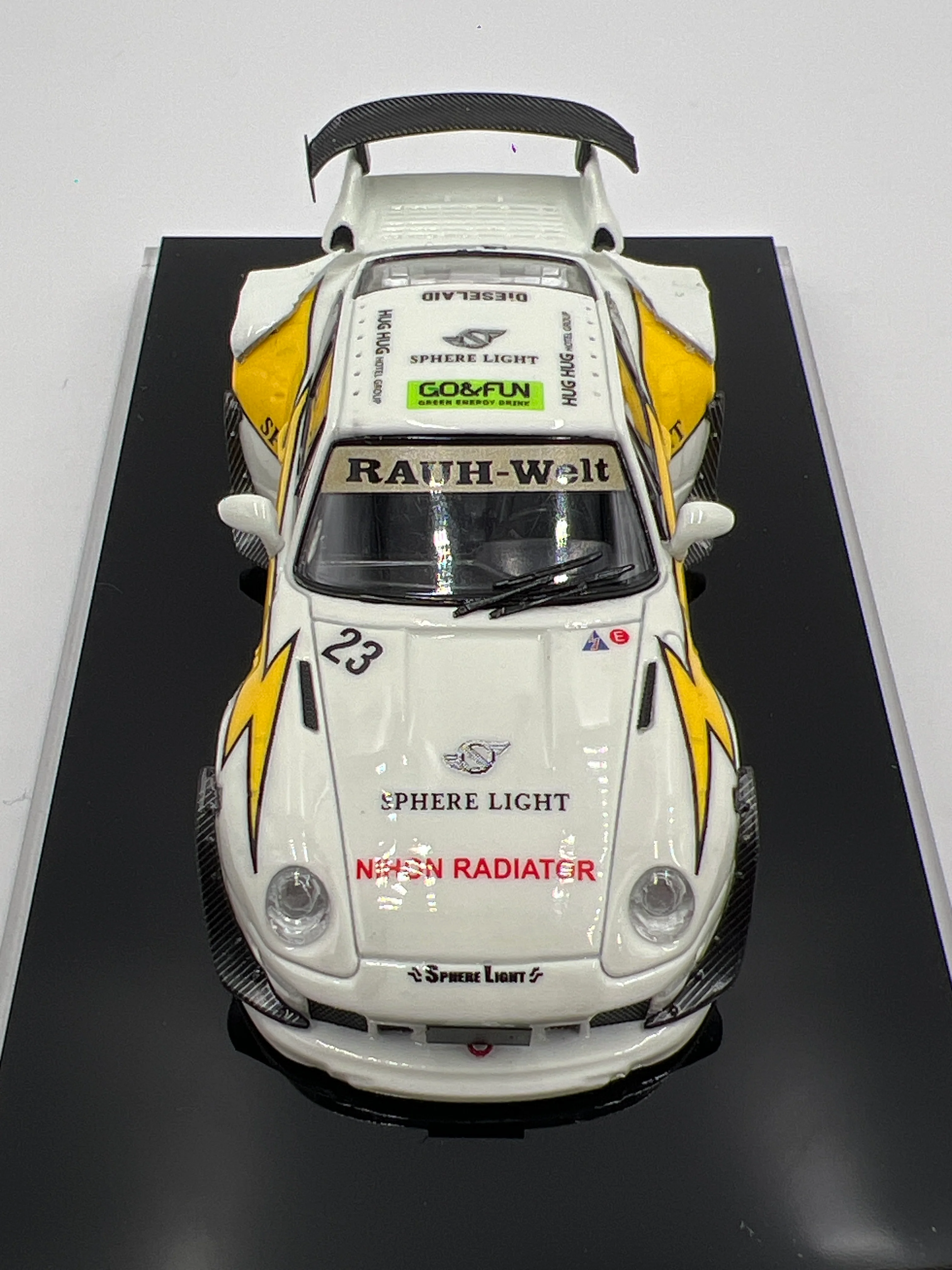 Street Warrior x Ghost Player #262/299 Glow In The Dark Porsche 993 RWB White/Yellow VHTF See Pics For Glow - Image 6