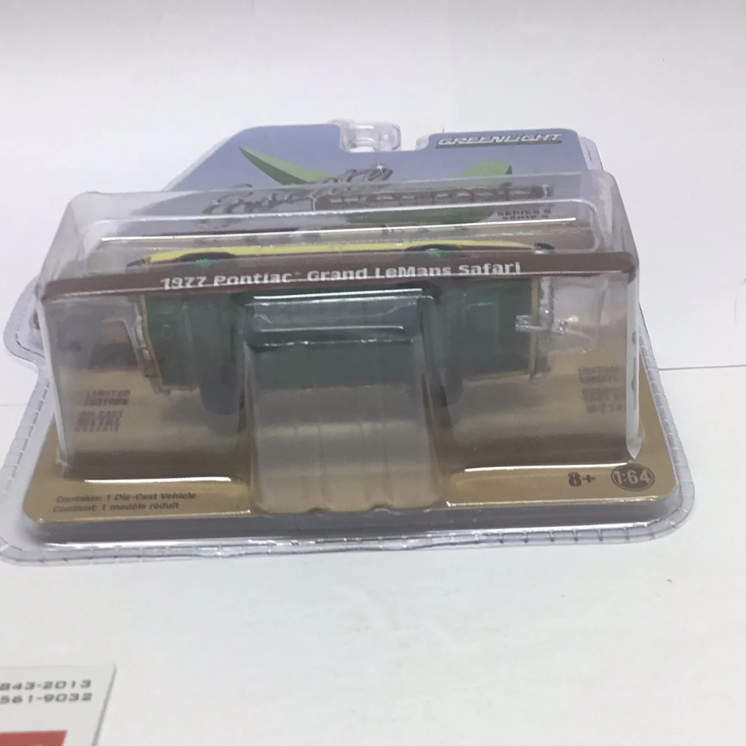 Greenlight Estate Wagons 1977 Pontiac Grand Lemans green machine CHASE - Image 5
