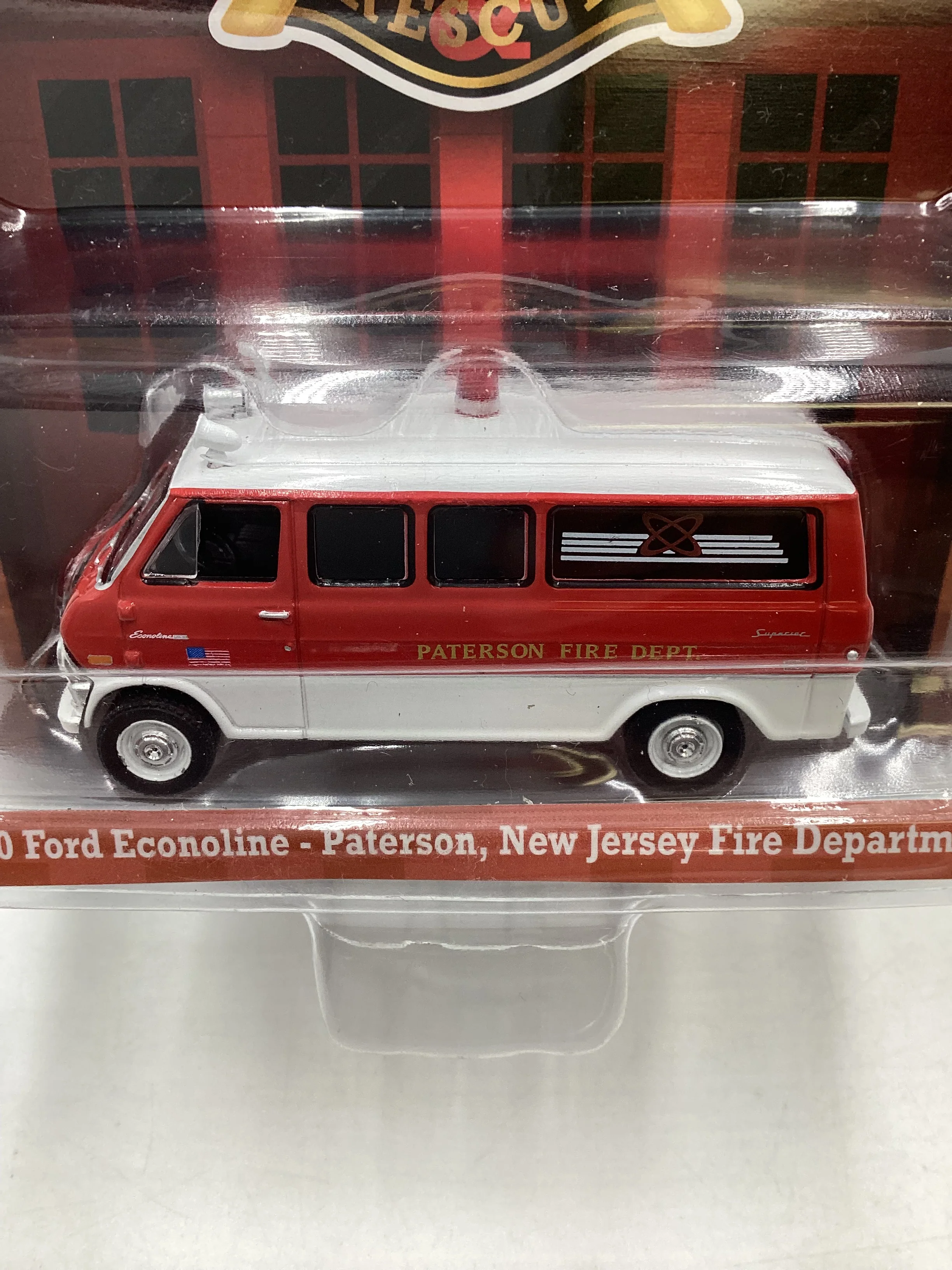 Greenlight Fire and Rescue Series 2 1970 Ford Econoline Patterson New Jersey Fire Department 185F - Image 2