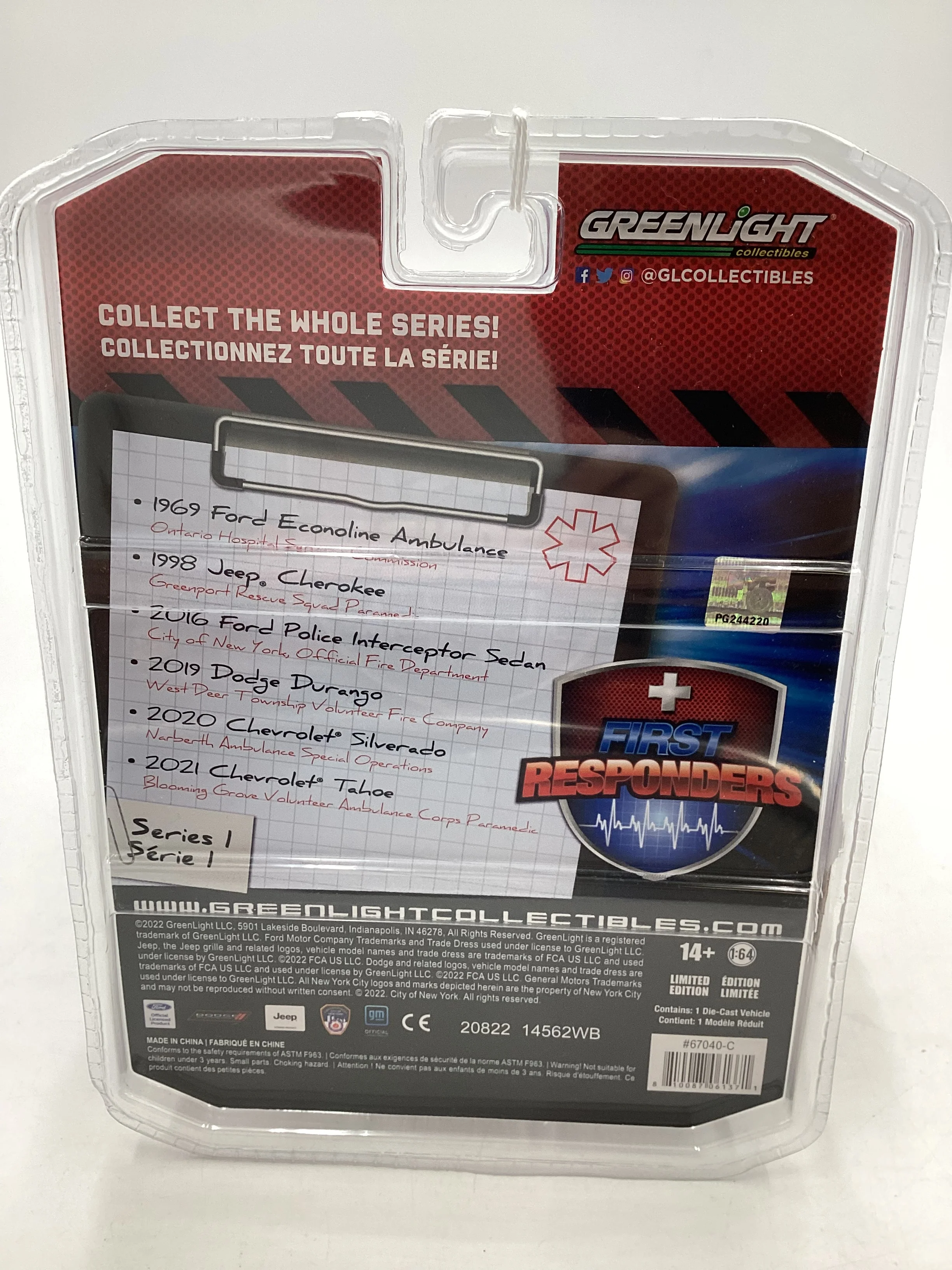 Greenlight First Responders Series 1 2016 Ford Police Interceptor Sedan City of New York Officila Fire Department 180C - Image 7