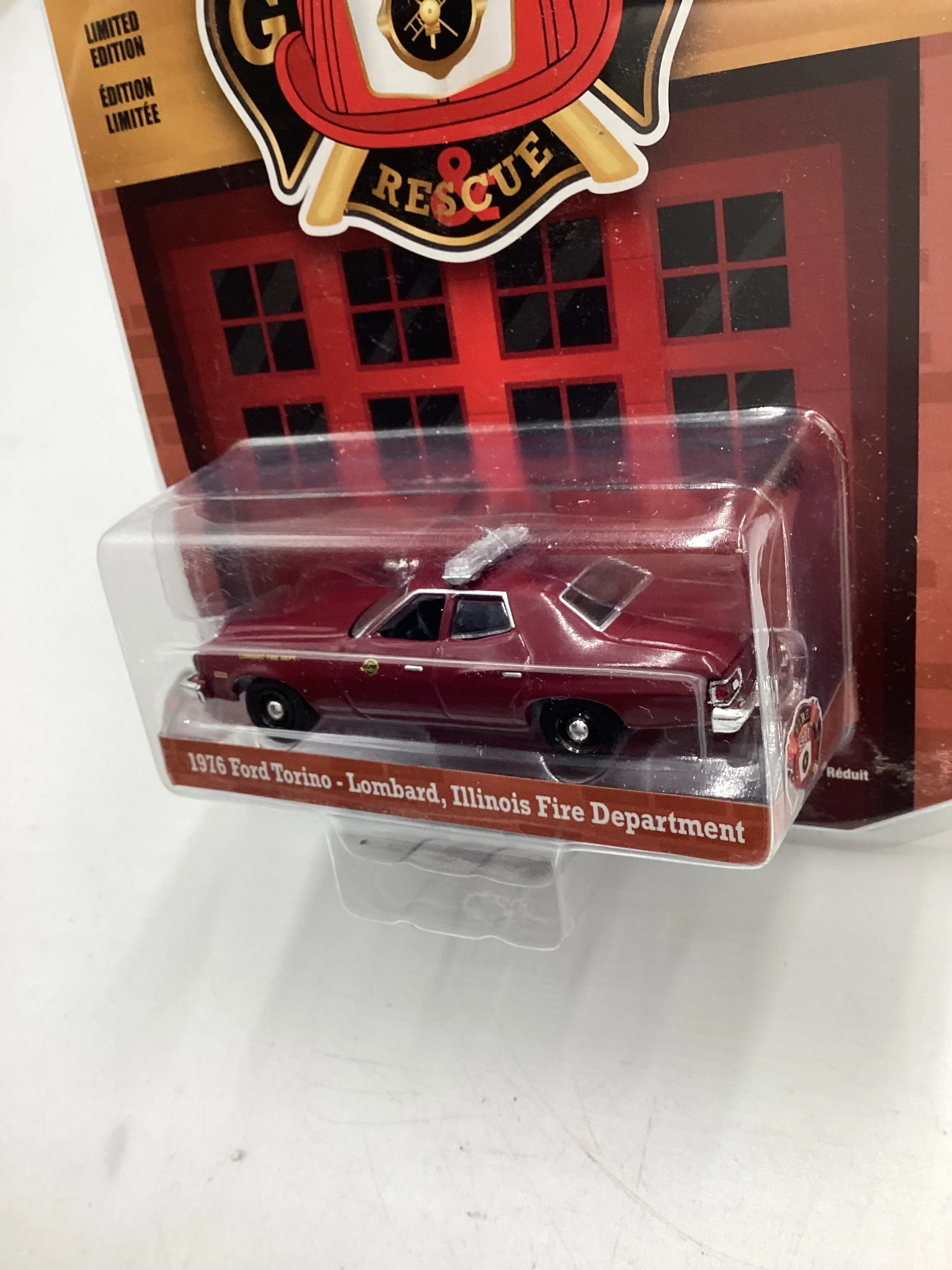 Greenlight GL 5901 Fire and Rescue Series 3 1976 Ford Torino Lombard Illinois Fire Department 177G - Image 4