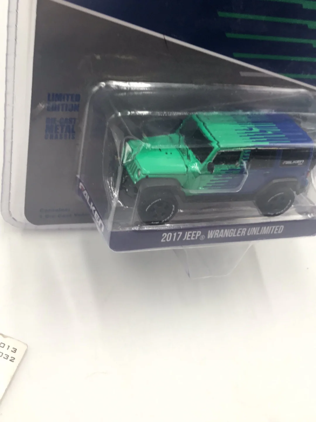 Greenlight Hobby exclusive 2017 Jeep Wrangler Unlimited falken tires - Image 3