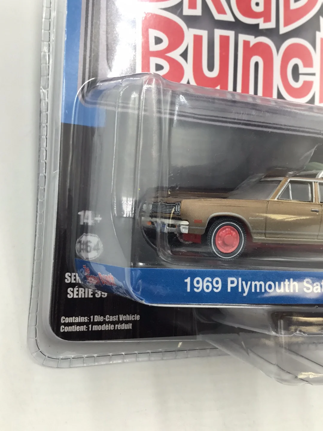 Greenlight Hollywood Brady Bunch 1969 Plymouth Satellite Chase - Image 3