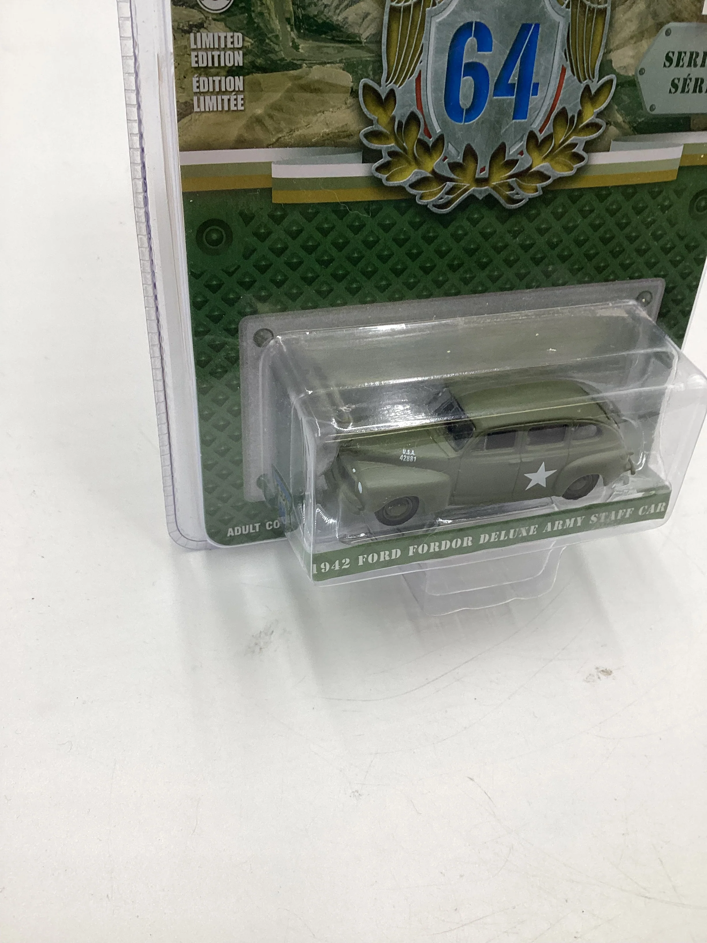 Greenlight GL Battalion 64 Series 4 Ford Fordor Army Staff Car Green 176F - Image 5