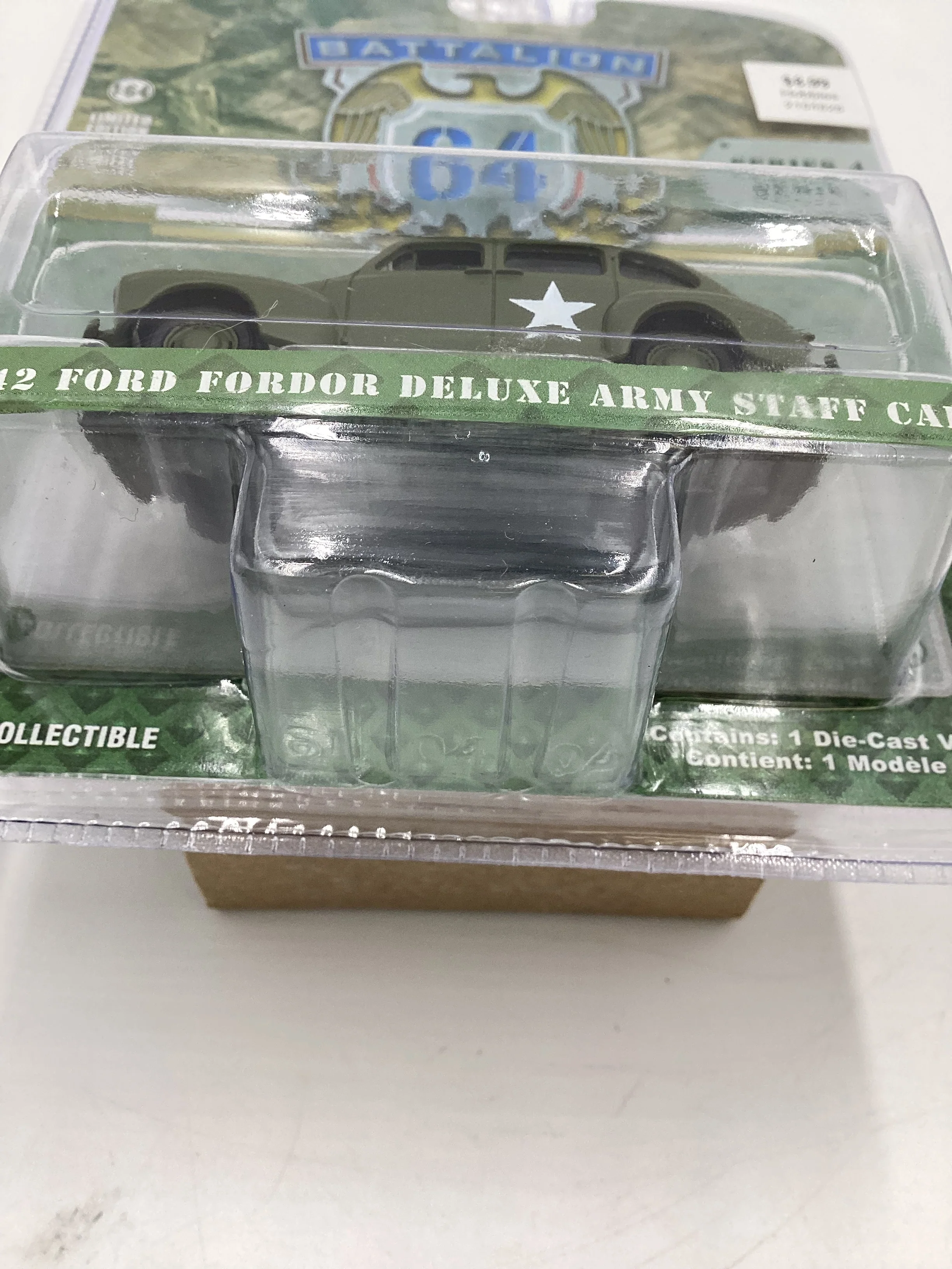 Greenlight GL Battalion 64 Series 4 Ford Fordor Army Staff Car Green 176F - Image 7