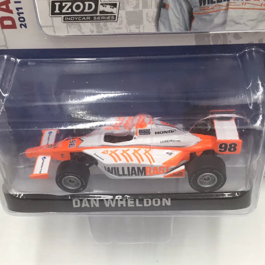 Greenlight izod Indy car series Dan Wheldon Indianapolis 500 1/64 vhtf - Image 3