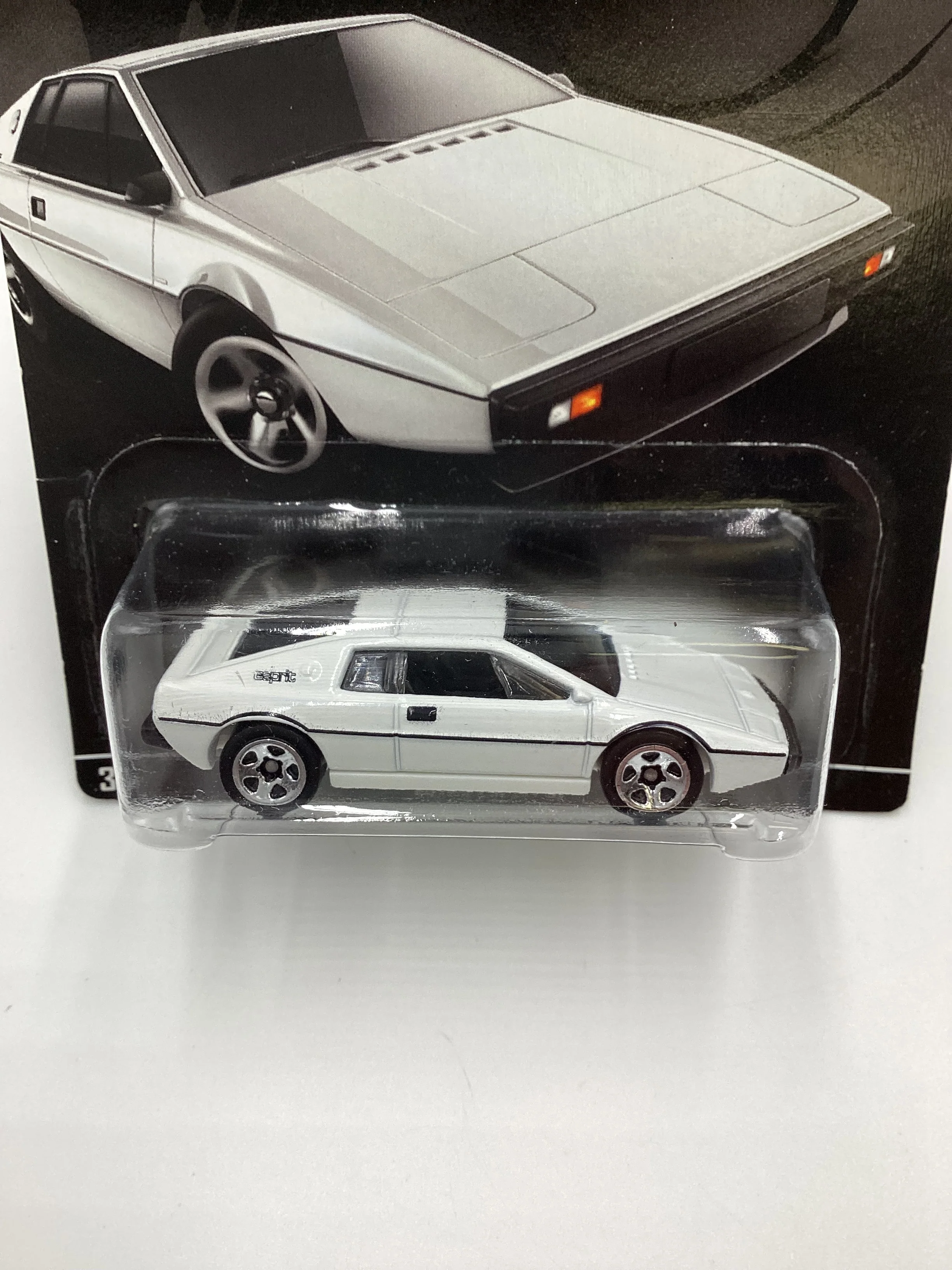 Hot wheels 007 Walmart Exclusive #5 5/5 Lotus Esprit SI 157B - Image 3