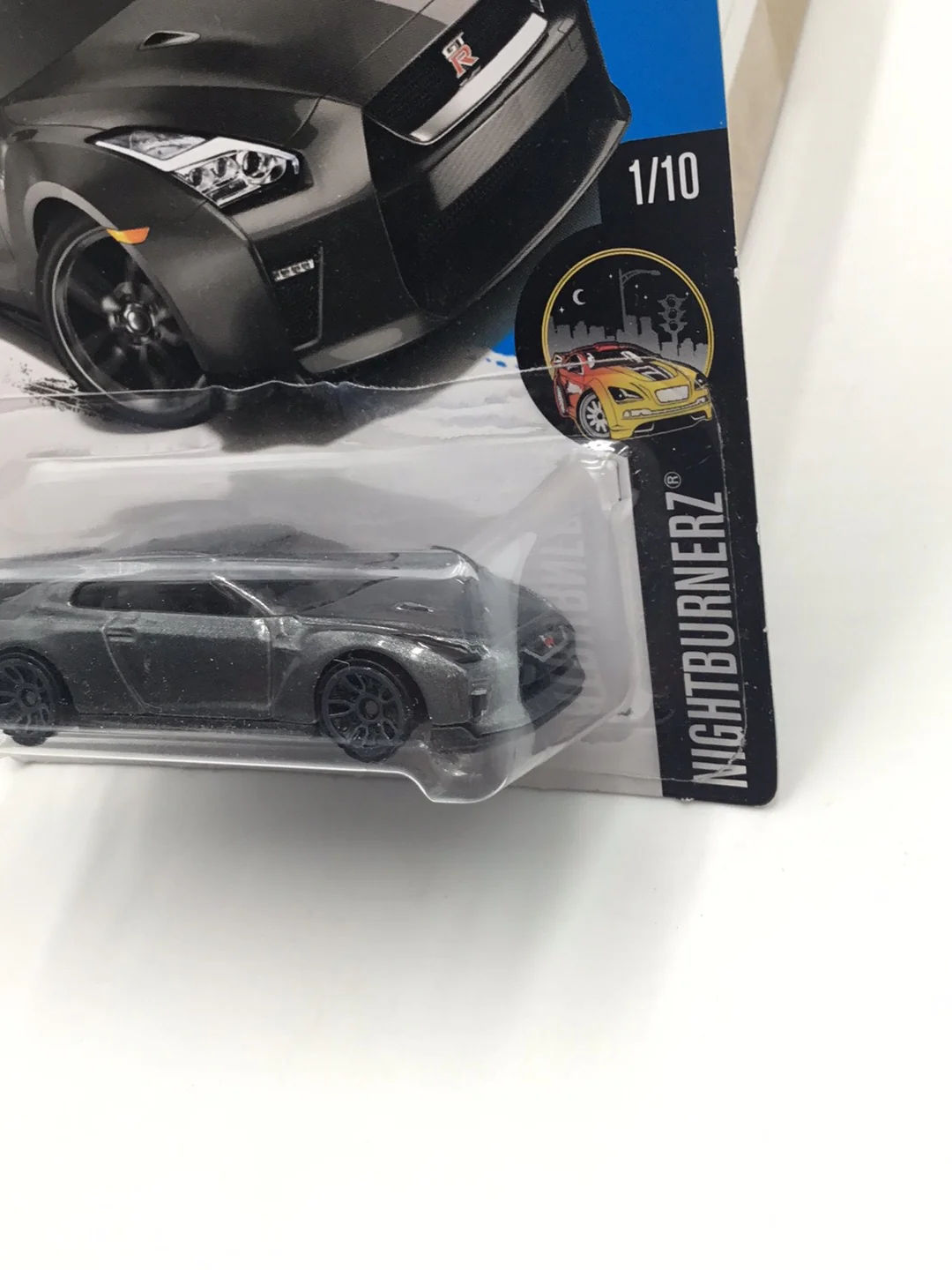 Hot wheels 2017 #364 17 Nissan GT-R R35 80C - Image 4
