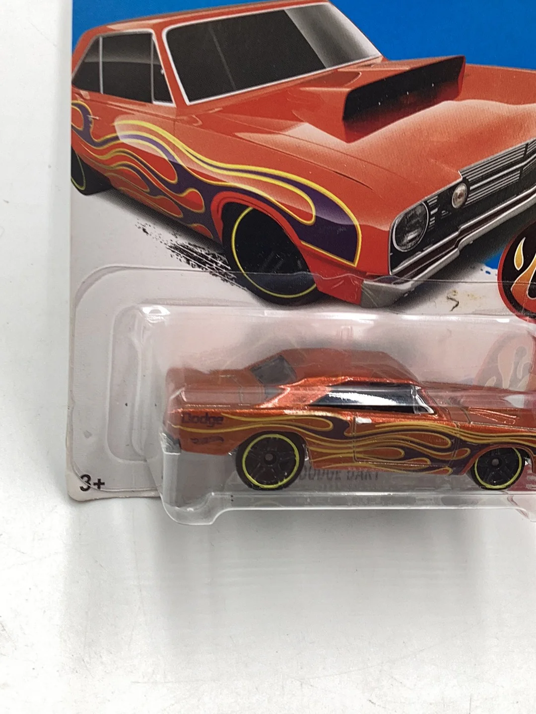 Hot Wheels 2017 HW Flames #249 ‘68 Dodge Dart 54E - Image 4